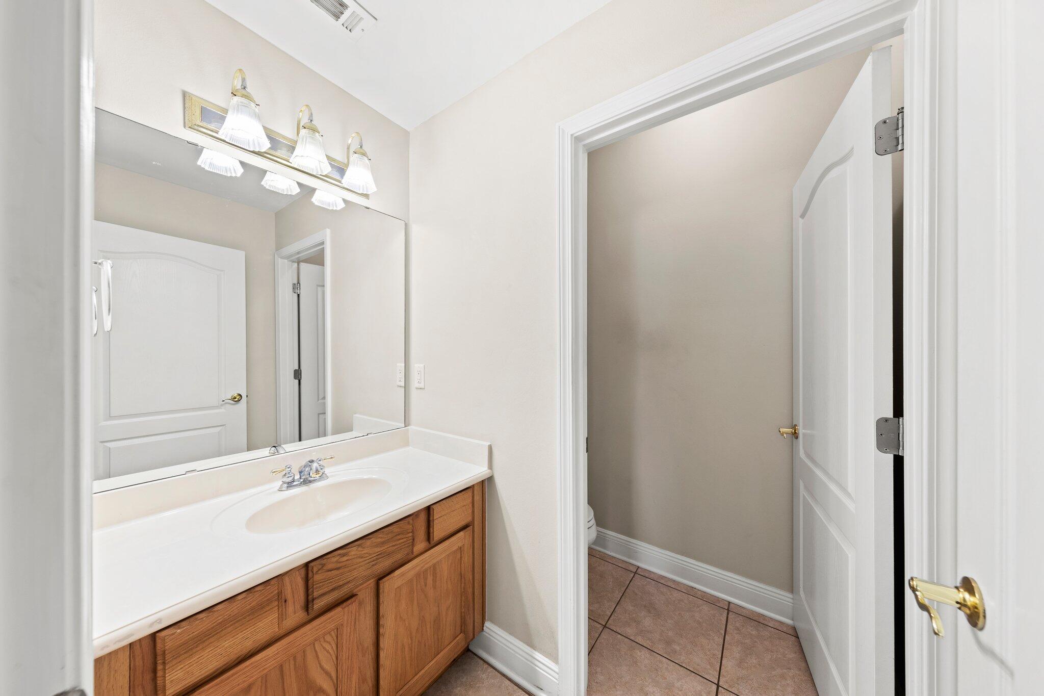 Grand Oak Place - Residential Lease