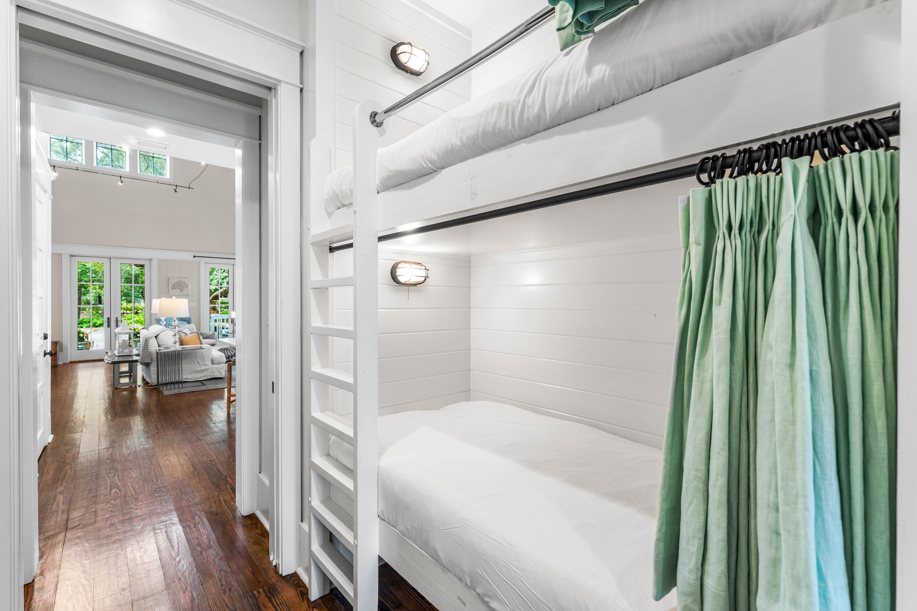 WATERCOLOR - Residential