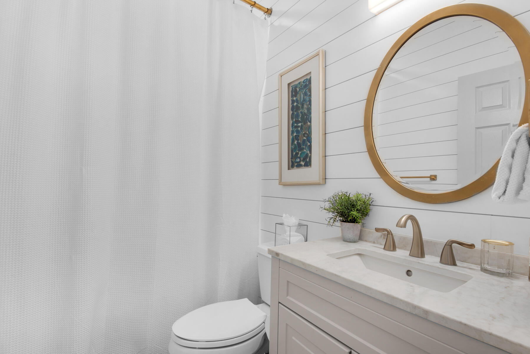 NORTHSHORE T/H - Residential