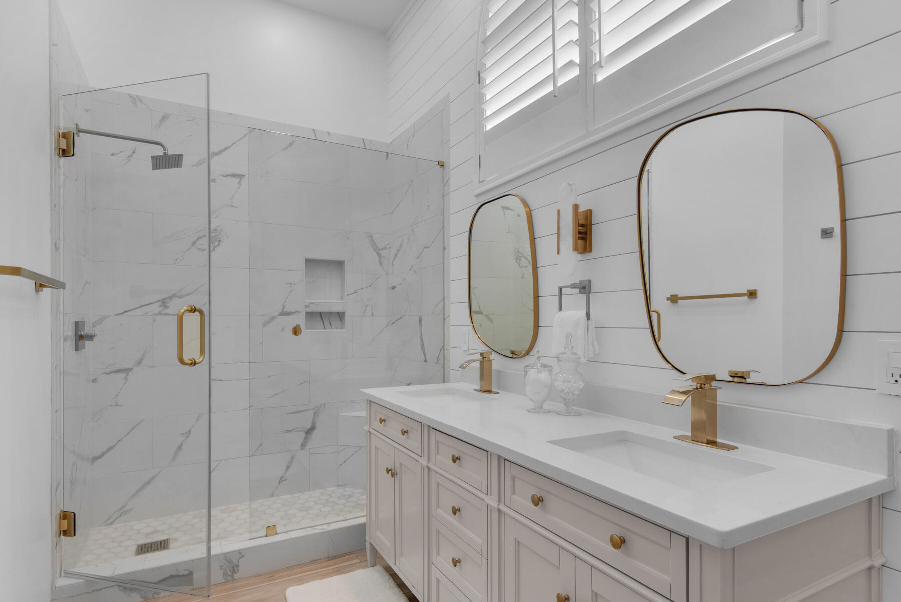 NORTHSHORE T/H - Residential