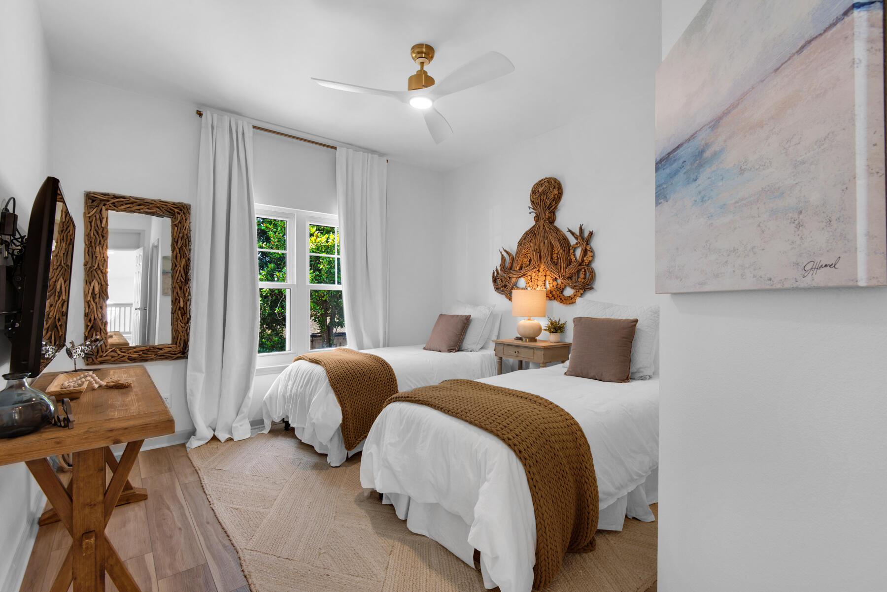 NORTHSHORE T/H - Residential