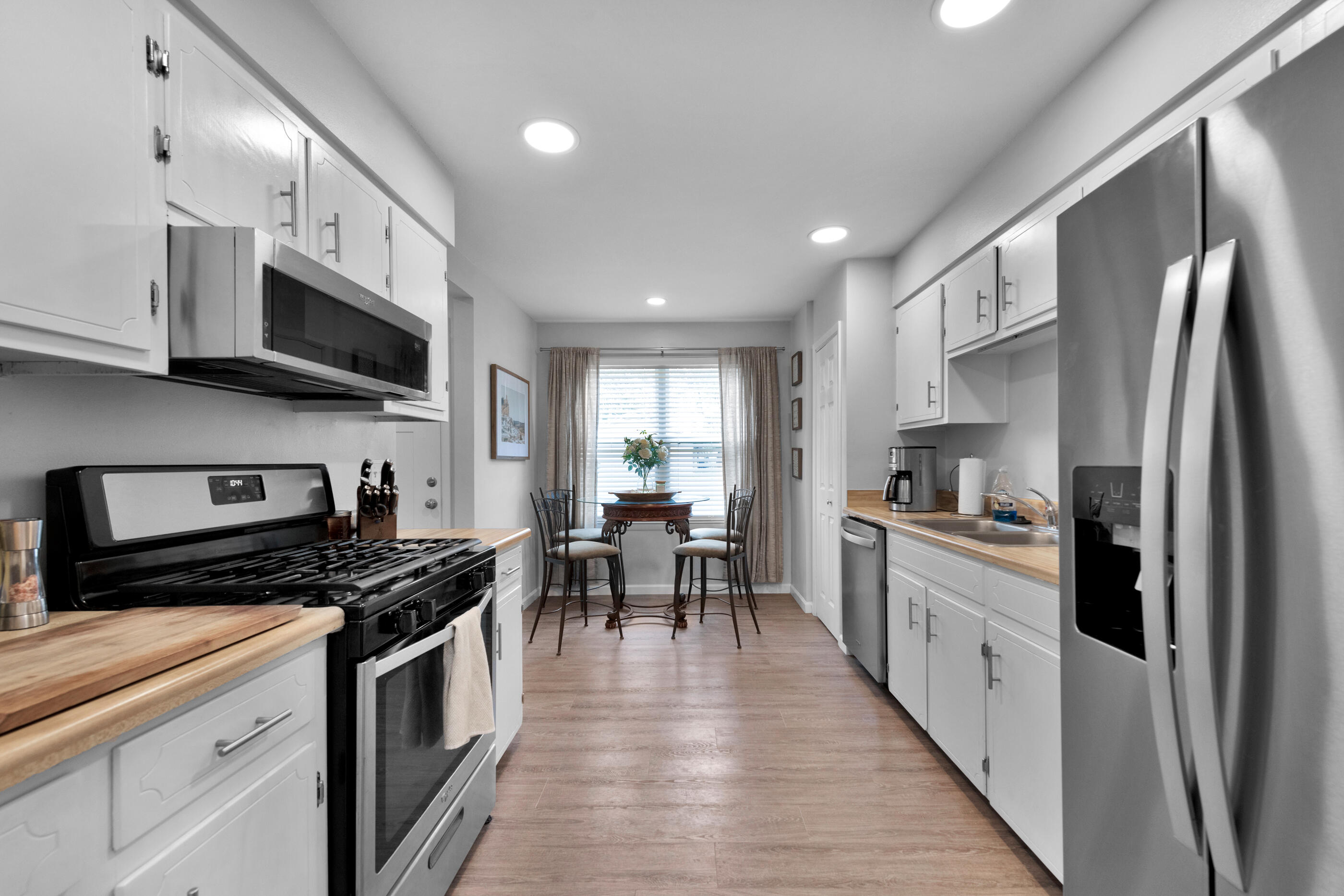 OAKLAND ADD LOT 1 BLK 12 - Residential