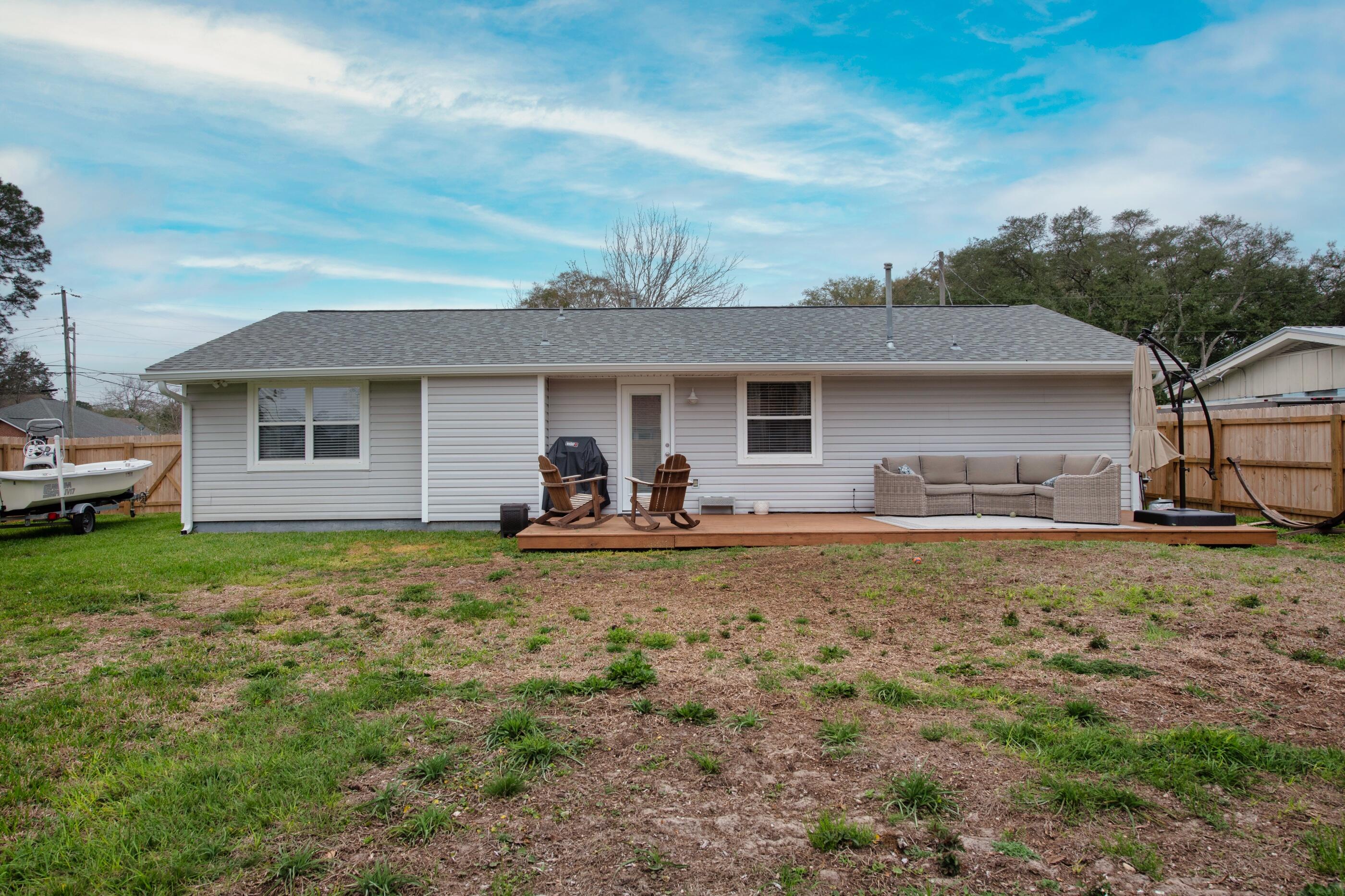 OAKLAND ADD LOT 1 BLK 12 - Residential