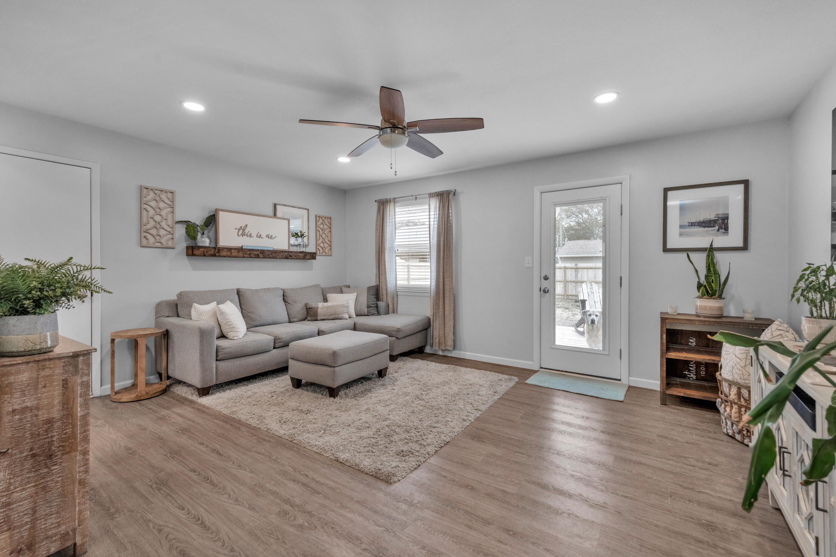 OAKLAND ADD LOT 1 BLK 12 - Residential