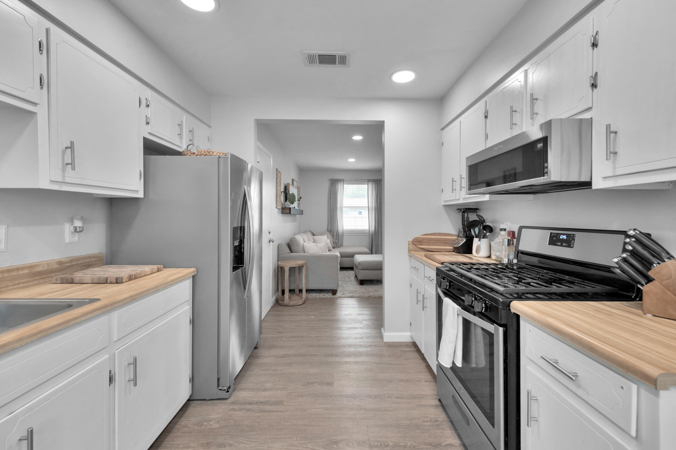 OAKLAND ADD LOT 1 BLK 12 - Residential