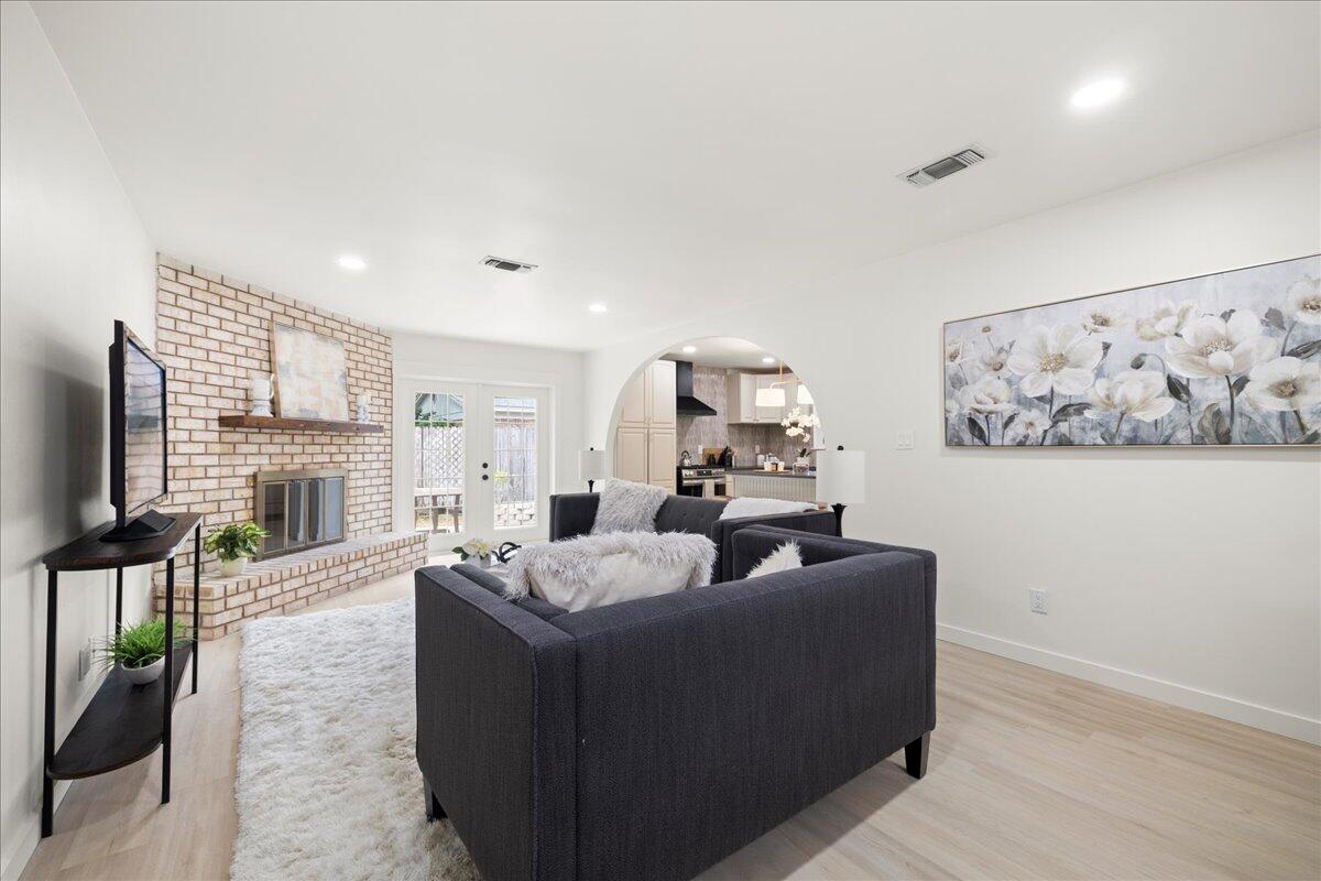 OVERBROOK - Residential