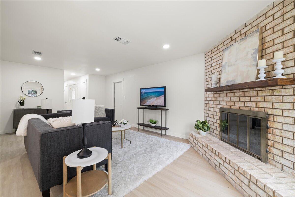OVERBROOK - Residential