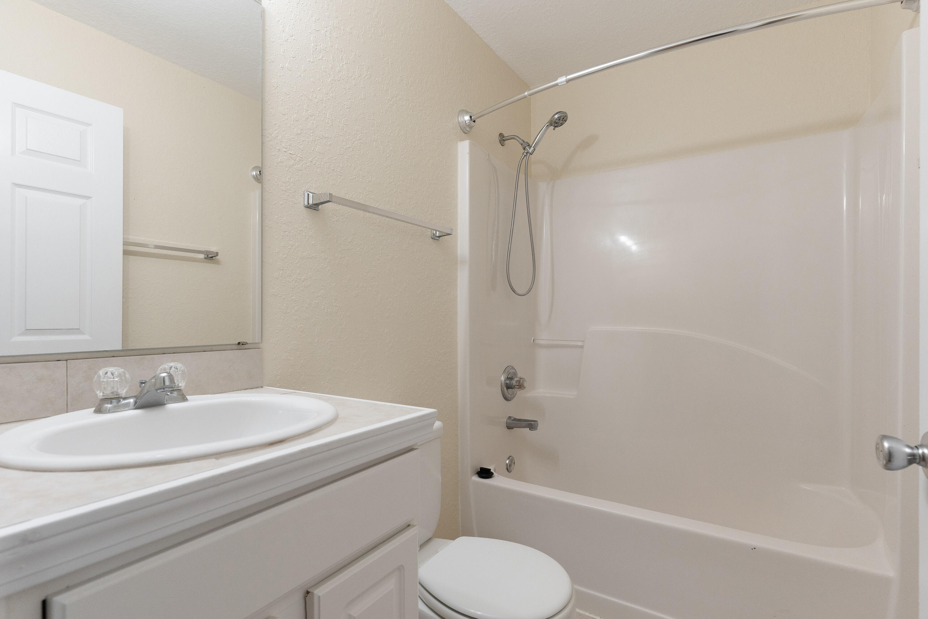 RIDGE CREST PH I - Residential