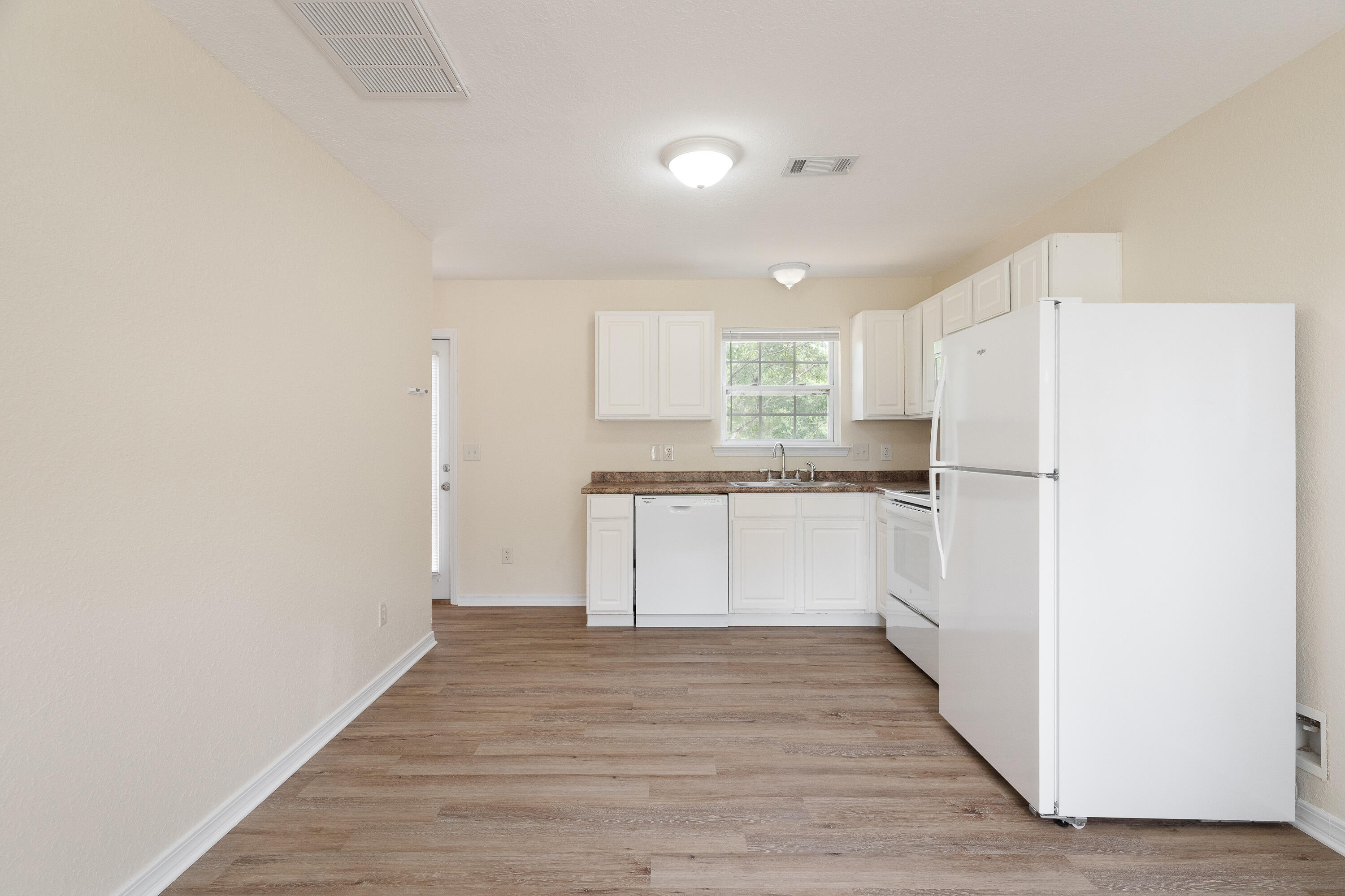 RIDGE CREST PH I - Residential