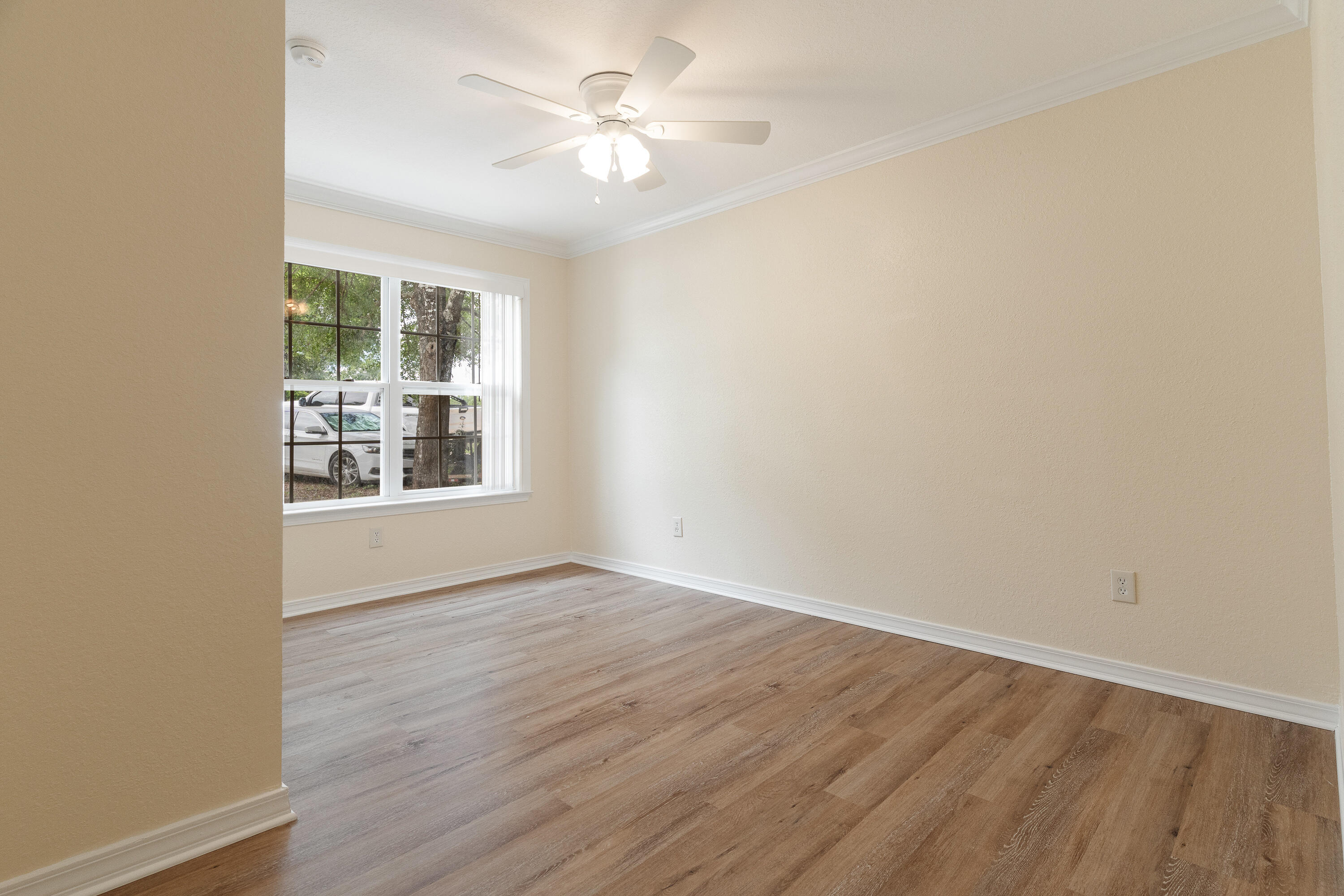RIDGE CREST PH I - Residential