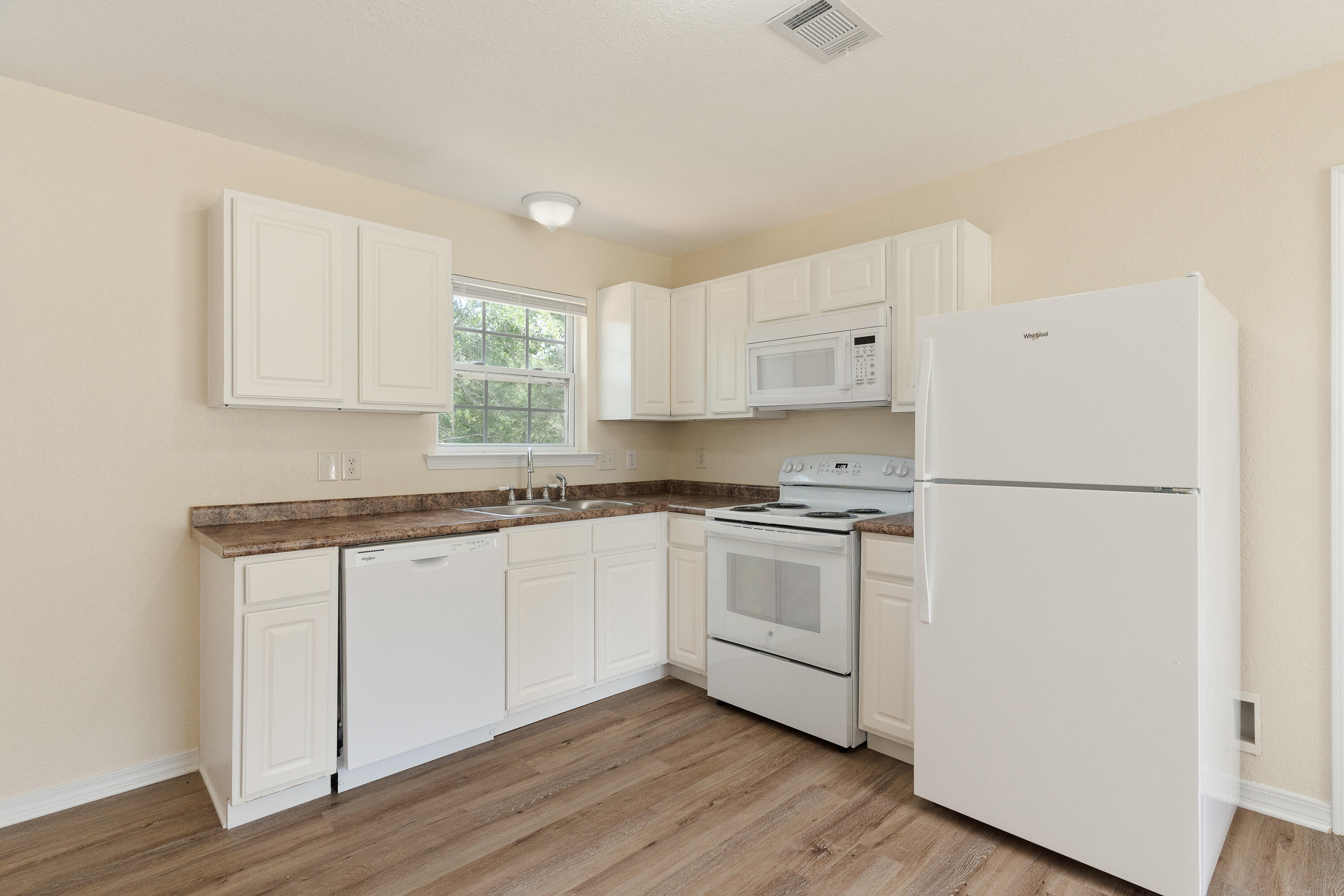 RIDGE CREST PH I - Residential