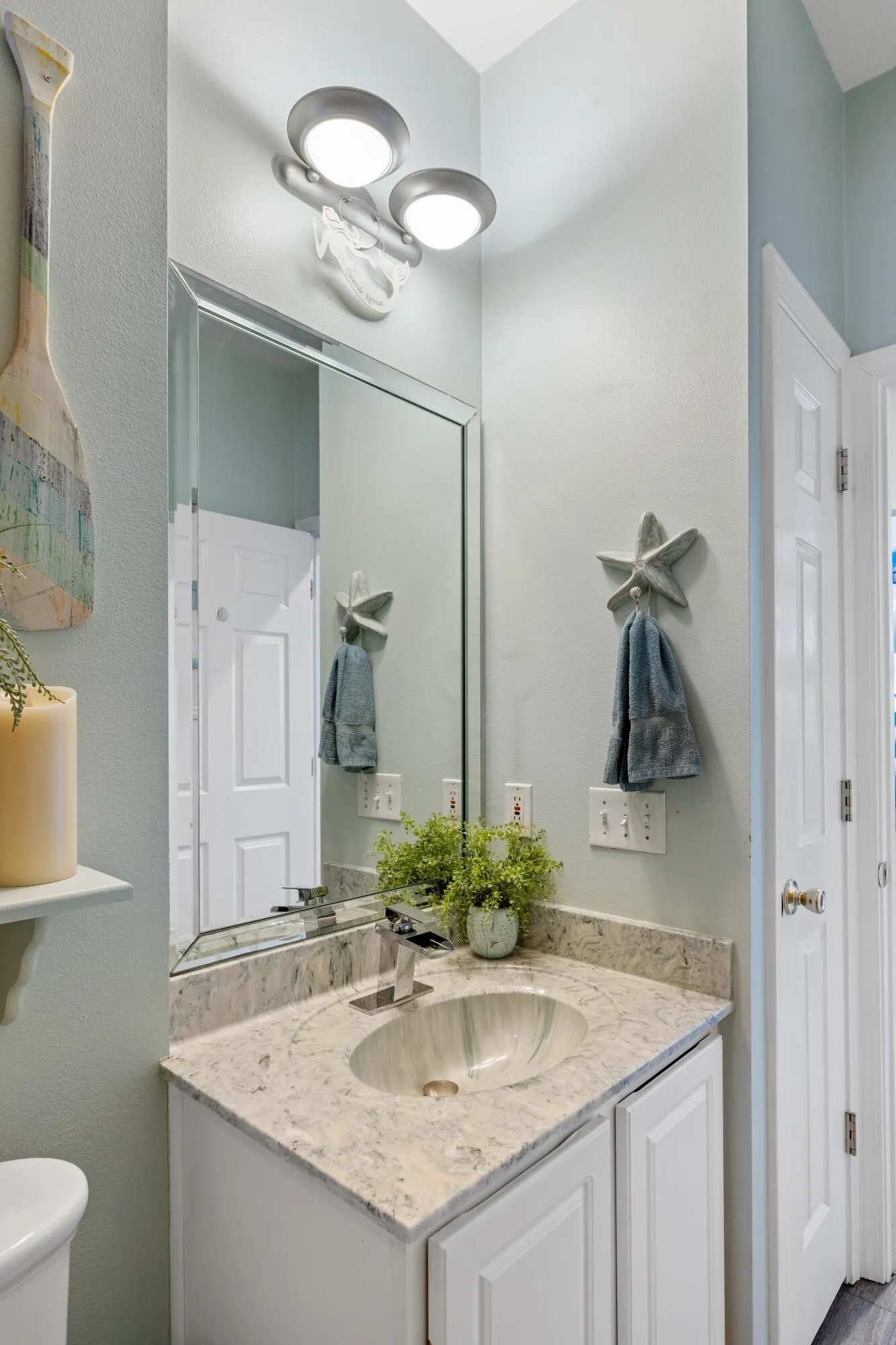 Navarre, Florida 32566, United States, 3 Bedrooms Bedrooms, ,3 BathroomsBathrooms,Residential,Active,179807