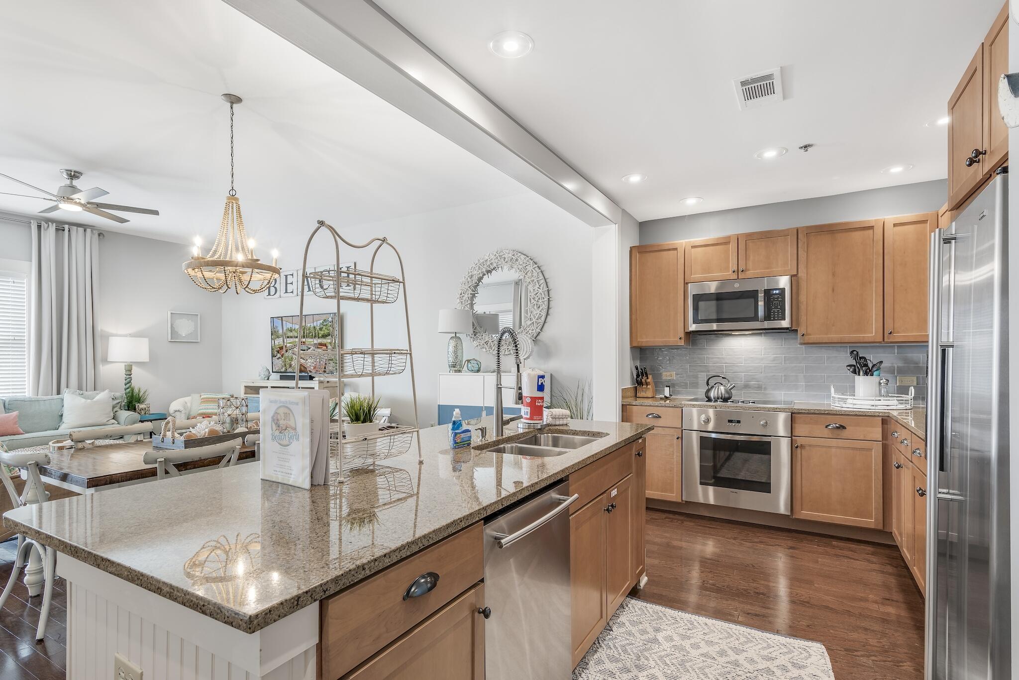 REDFISH VILLAGE - Residential