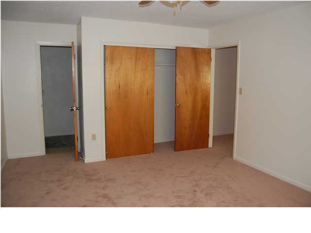 PORT DIXIE - Residential Lease