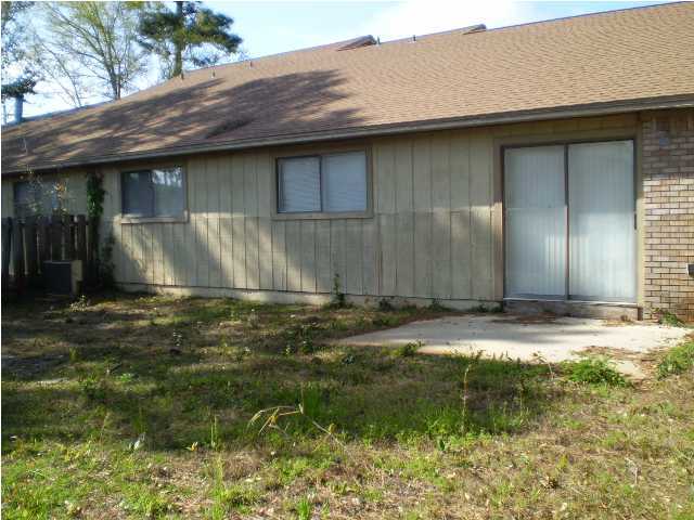 PORT DIXIE - Residential Lease