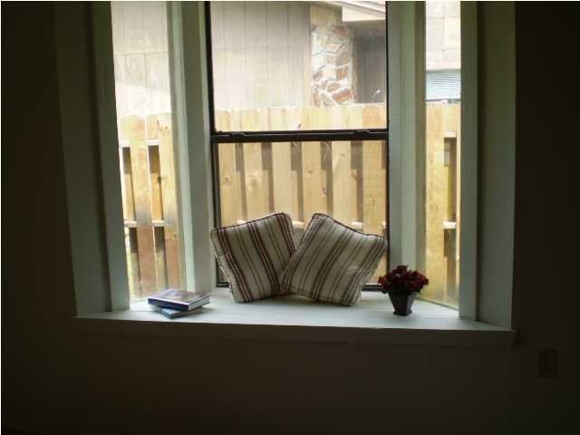 PORT DIXIE - Residential Lease