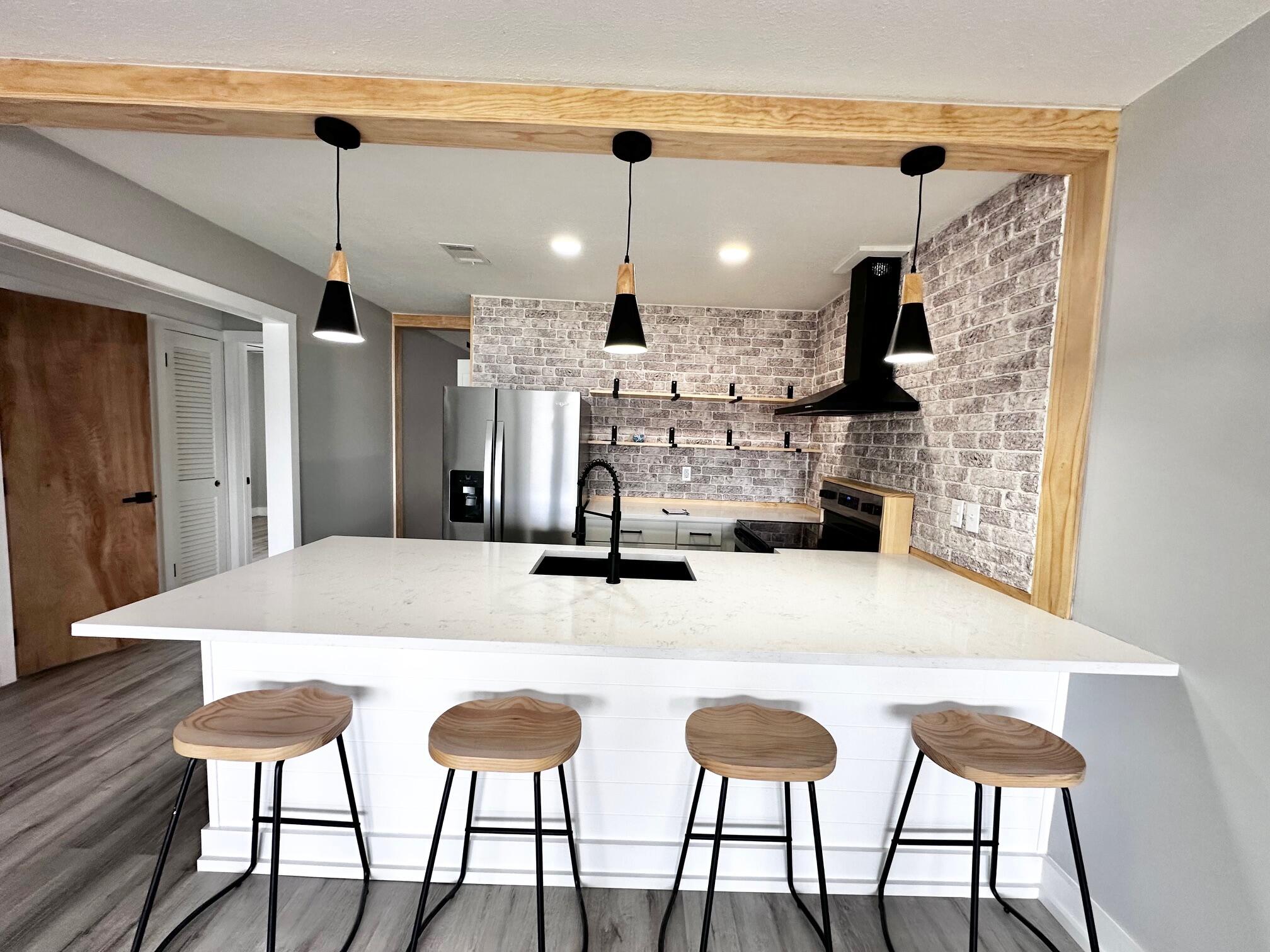 BAYVIEW WATERS CONDO - Residential Lease