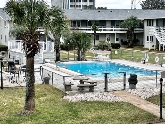 BAYVIEW WATERS CONDO - Residential Lease