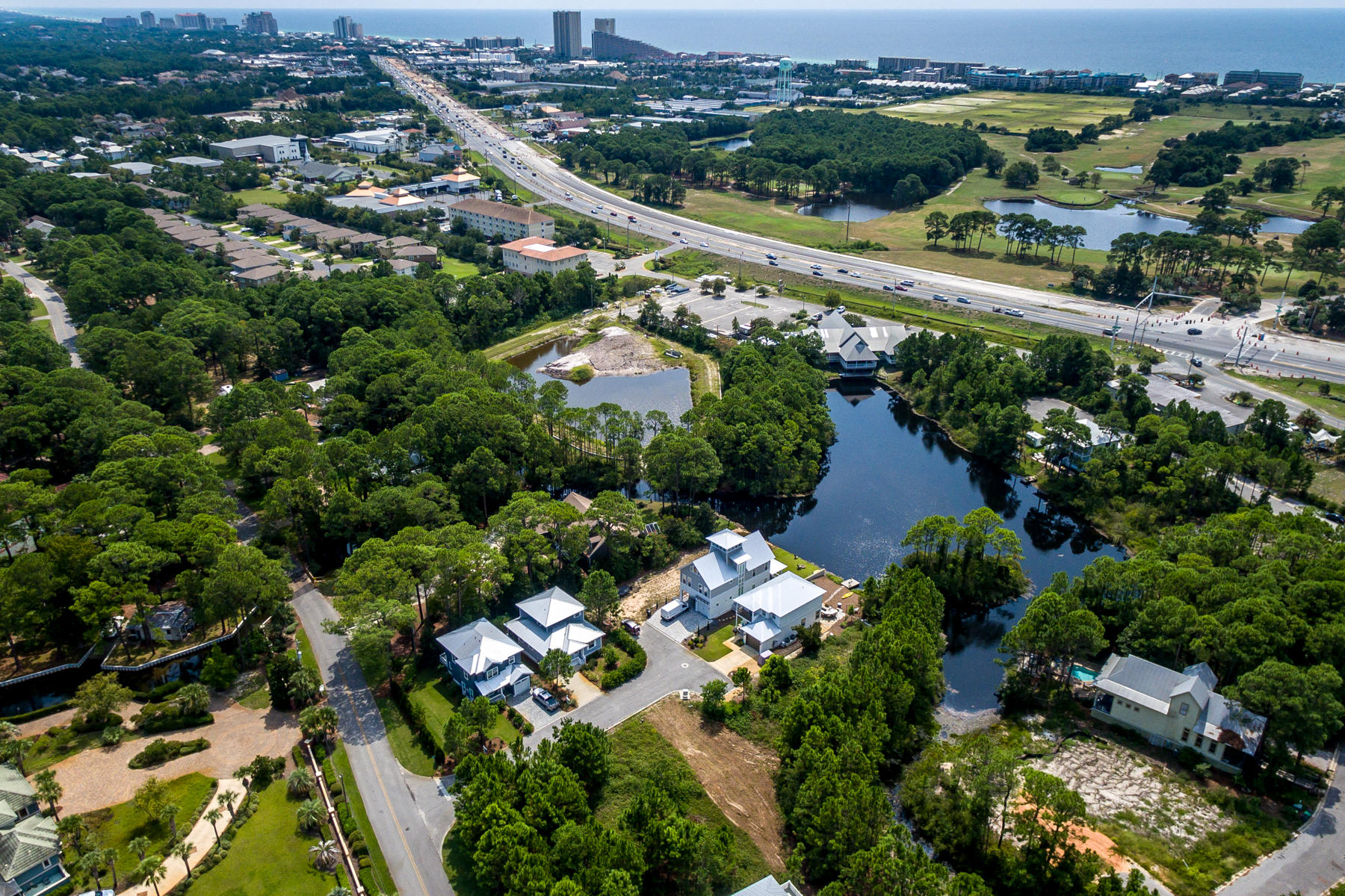 RILEY'S BAYVIEW - Land