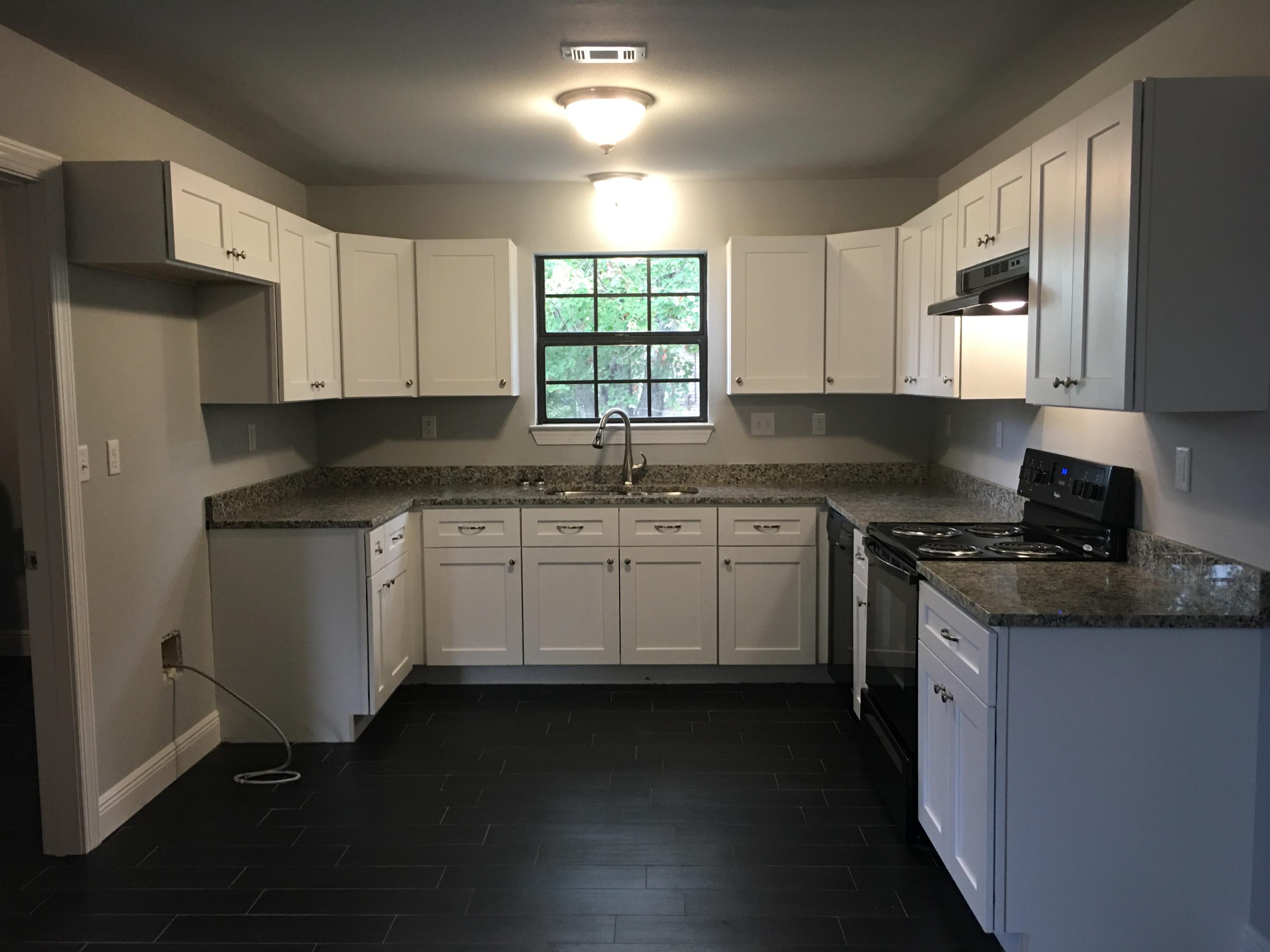 COUNTRYVIEW ESTATES 3RD ADDN - Residential