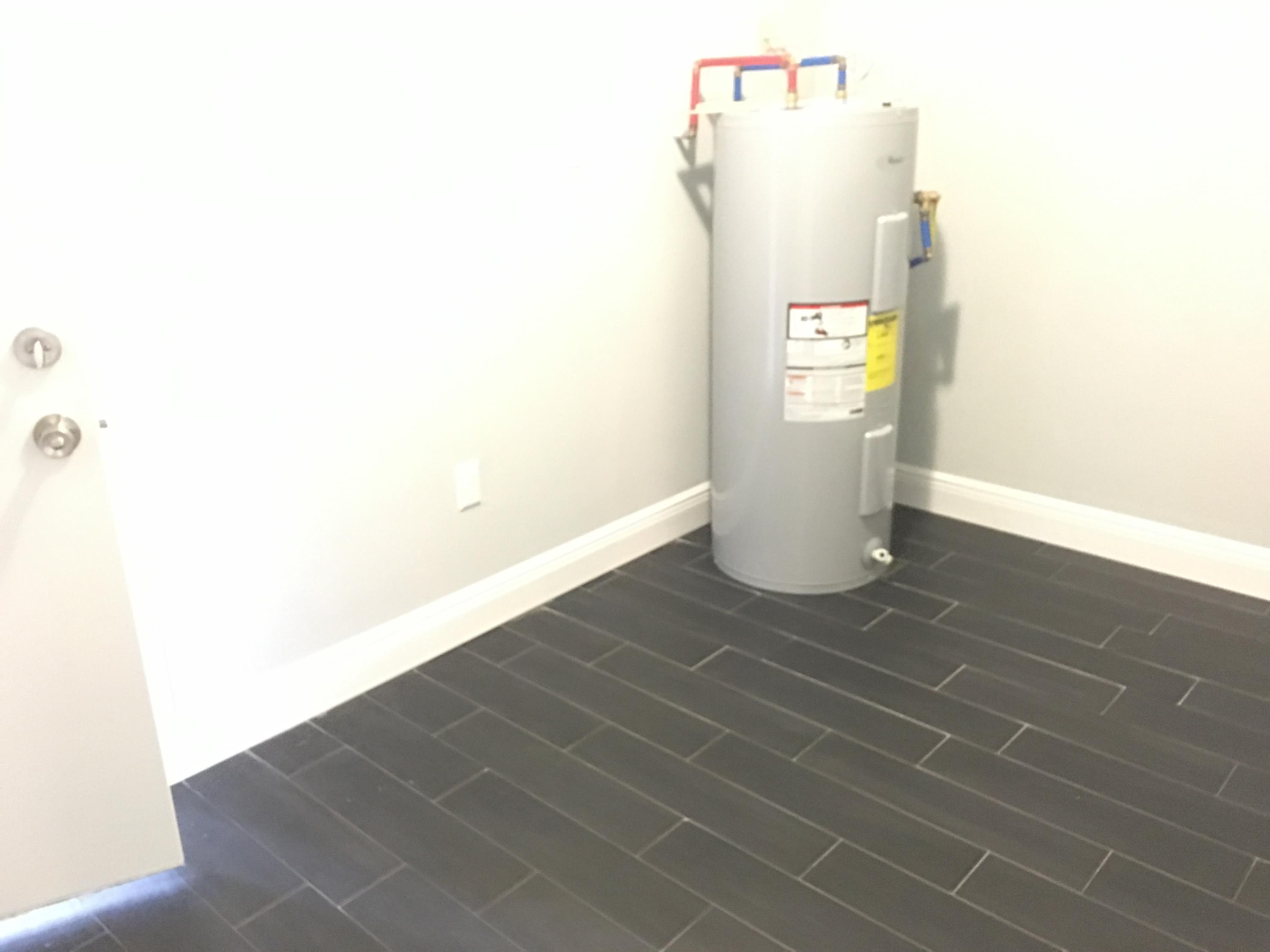 COUNTRYVIEW ESTATES 3RD ADDN - Residential