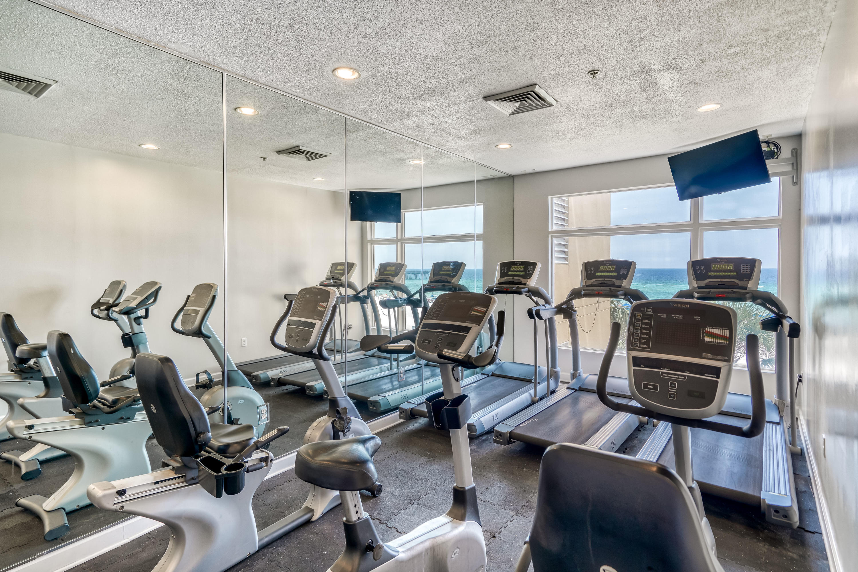 STERLING REEF - Residential