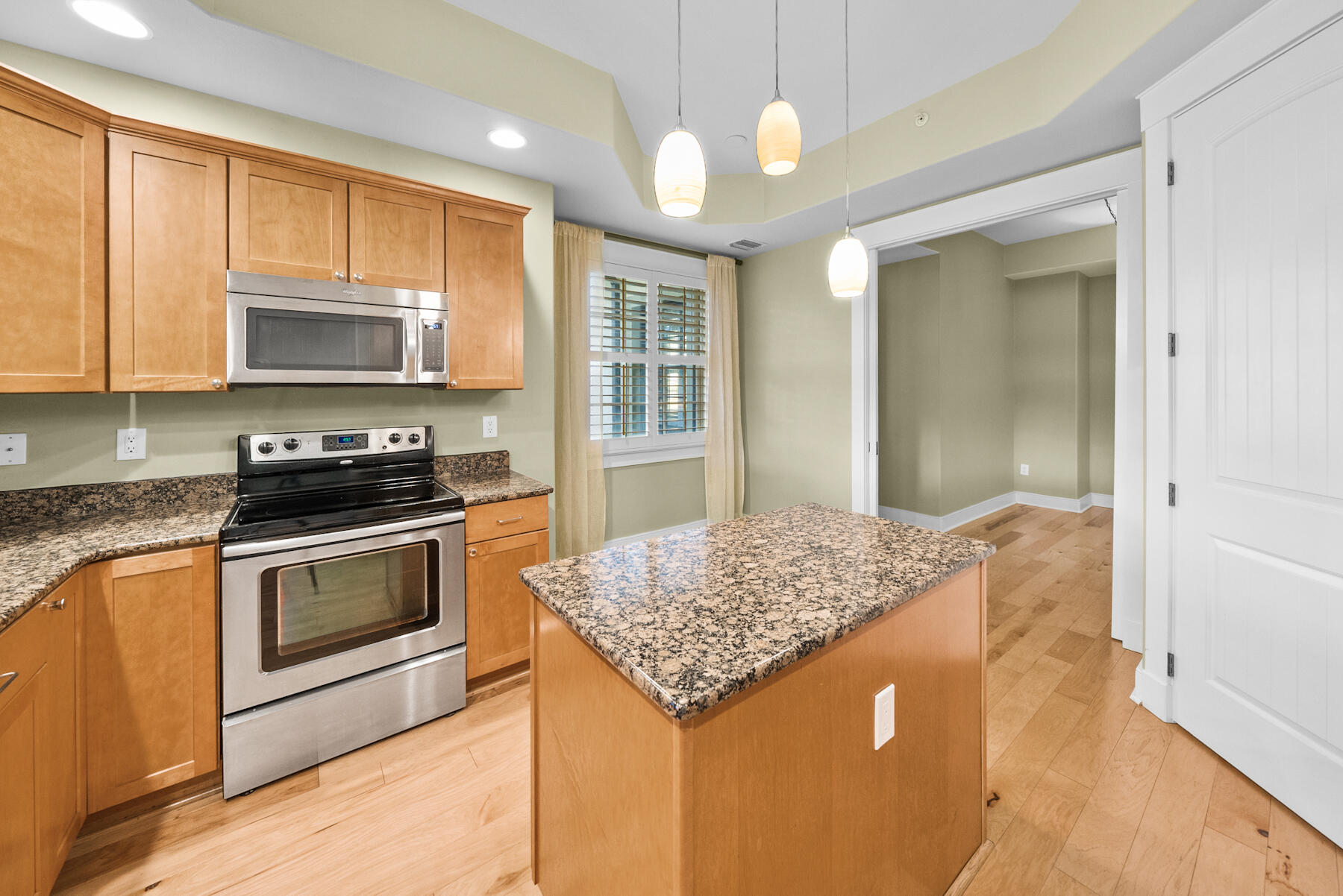 WILD HERON - CLUBSIDE II - Residential