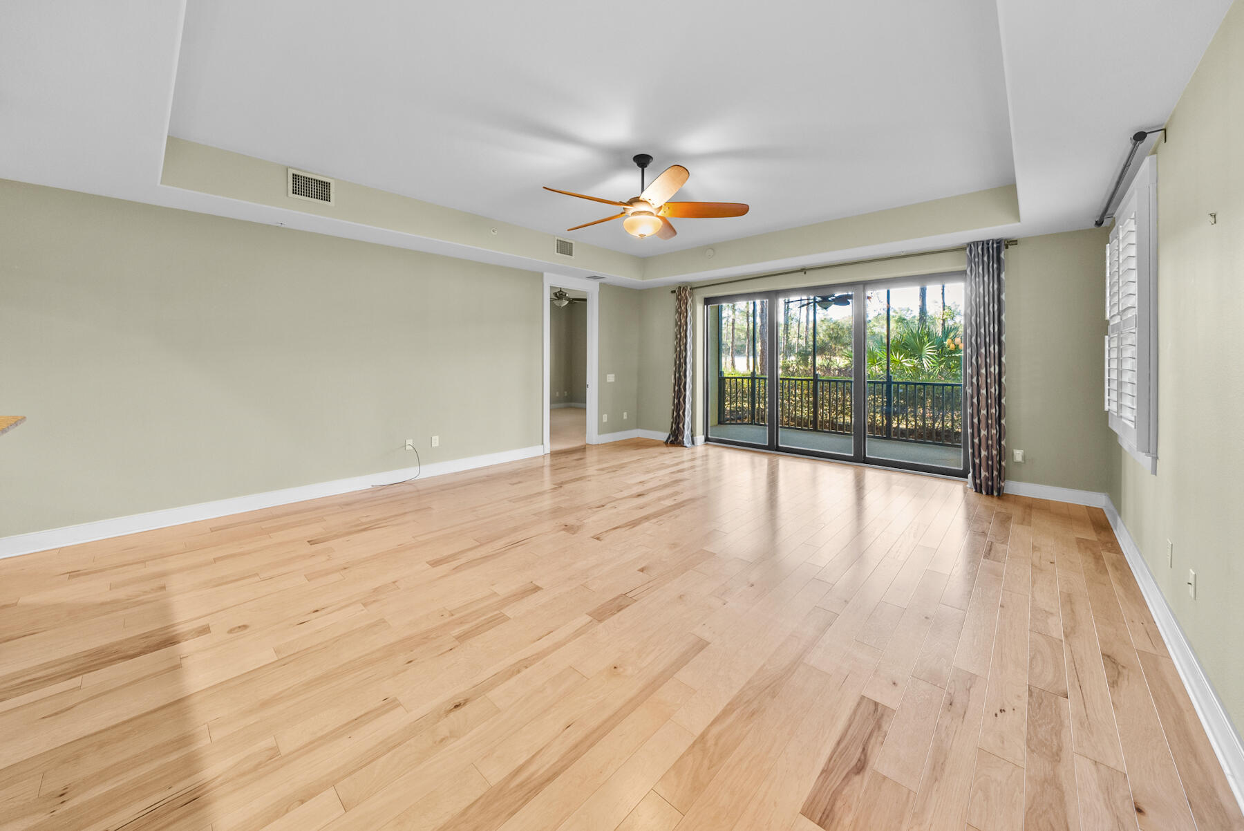 WILD HERON - CLUBSIDE II - Residential