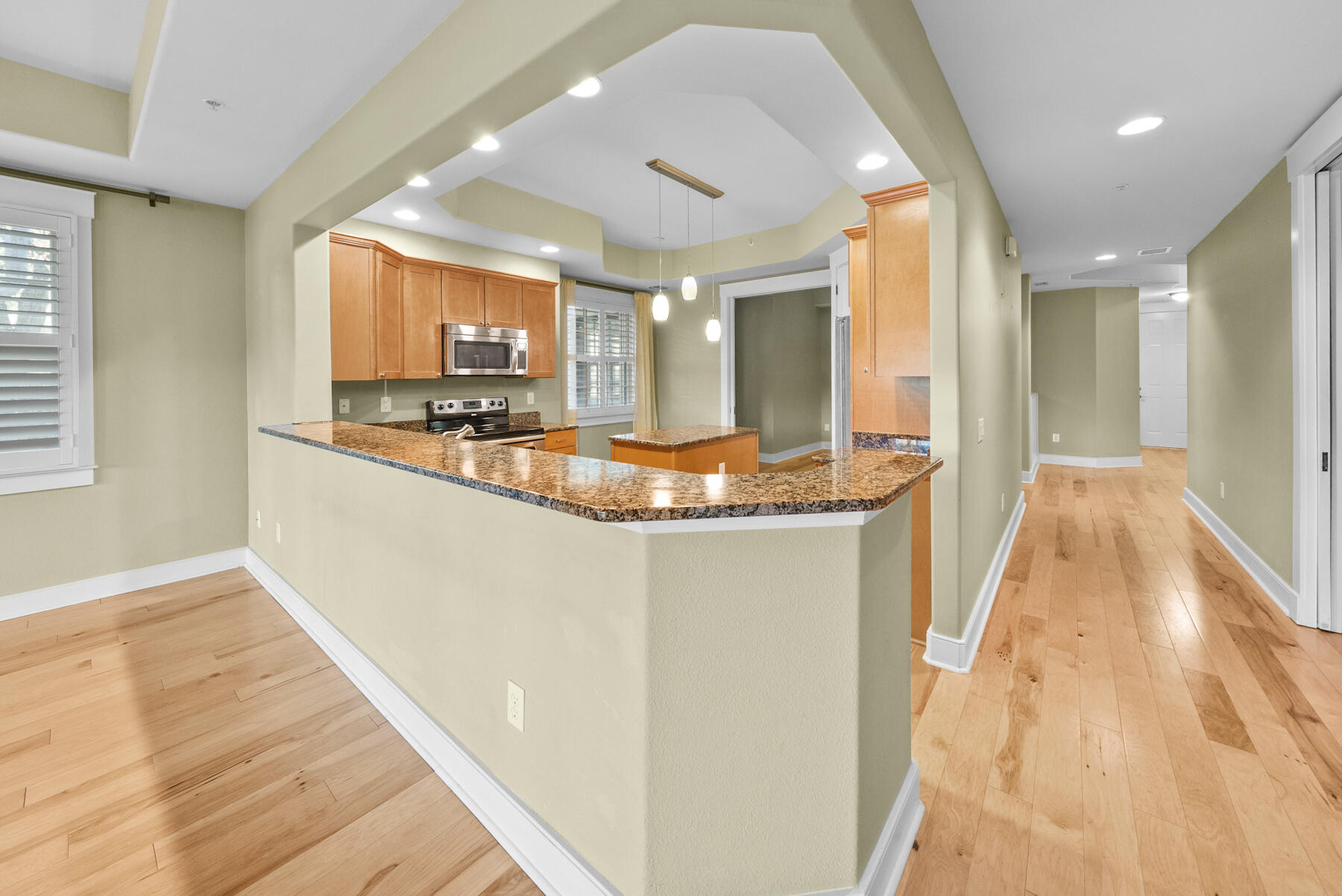 WILD HERON - CLUBSIDE II - Residential