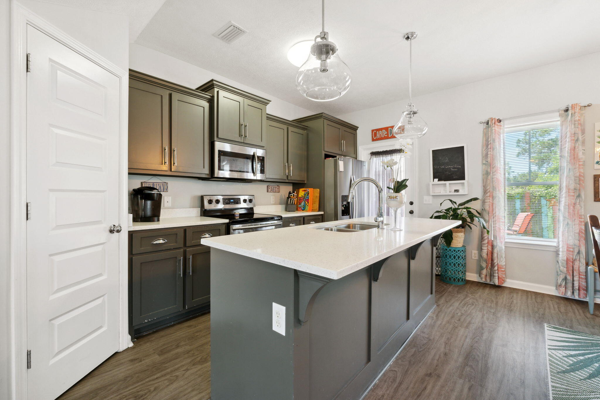 HIDDEN LAGOON VILLAS - Residential