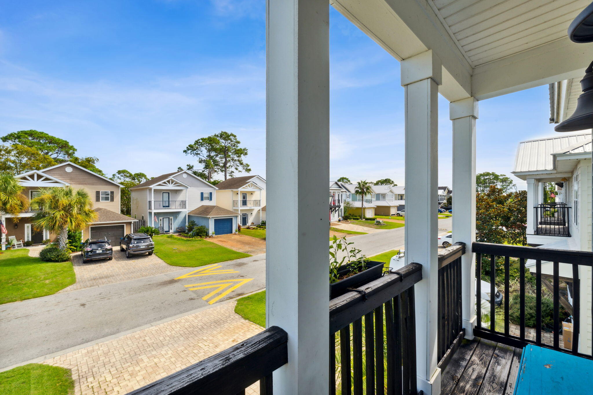 HIDDEN LAGOON VILLAS - Residential