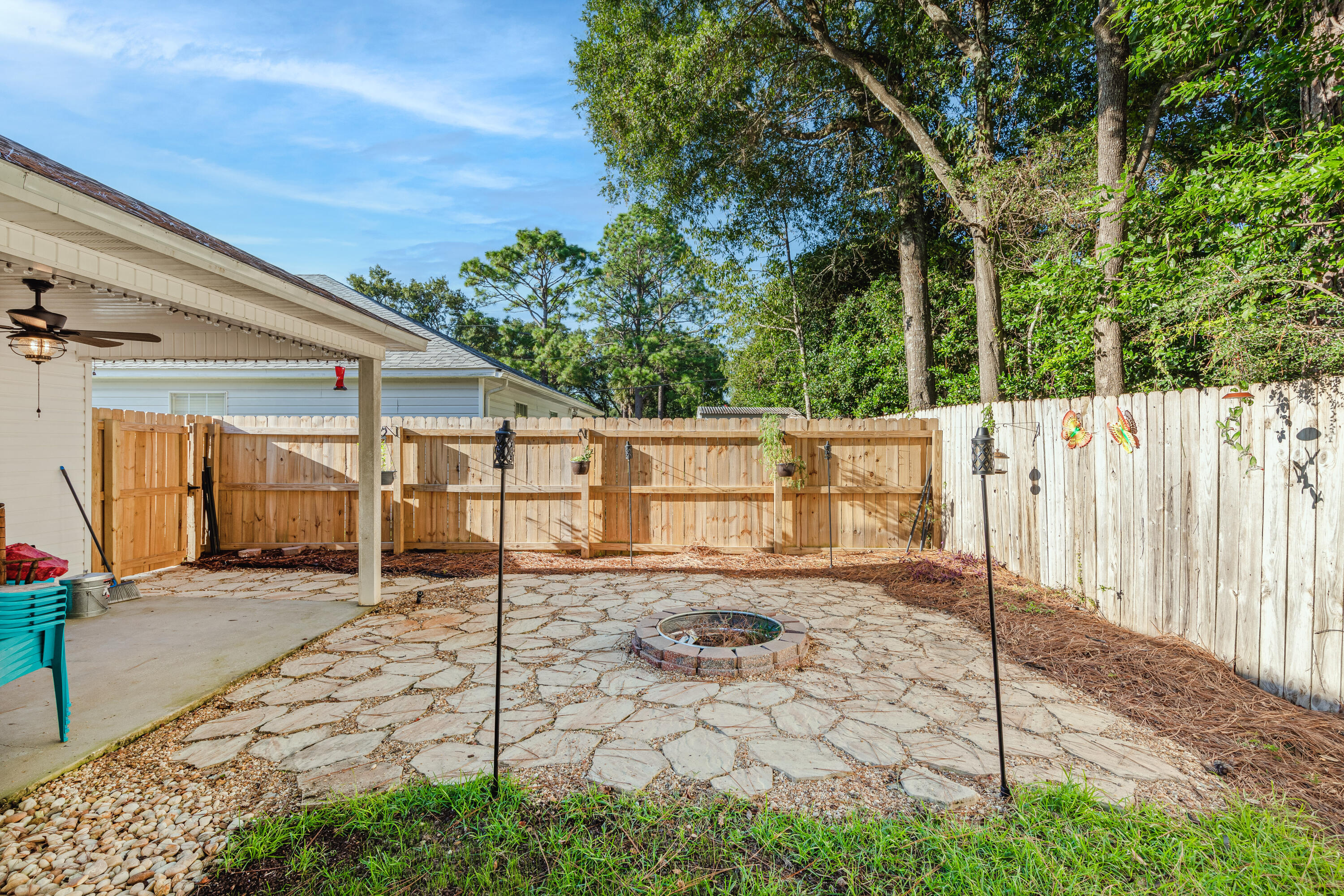 SOUTHERN OAKS PLANTATION - Residential