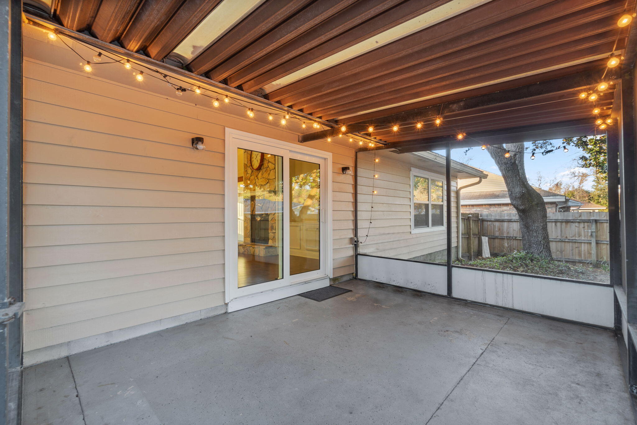 REGENCY PARK - Residential