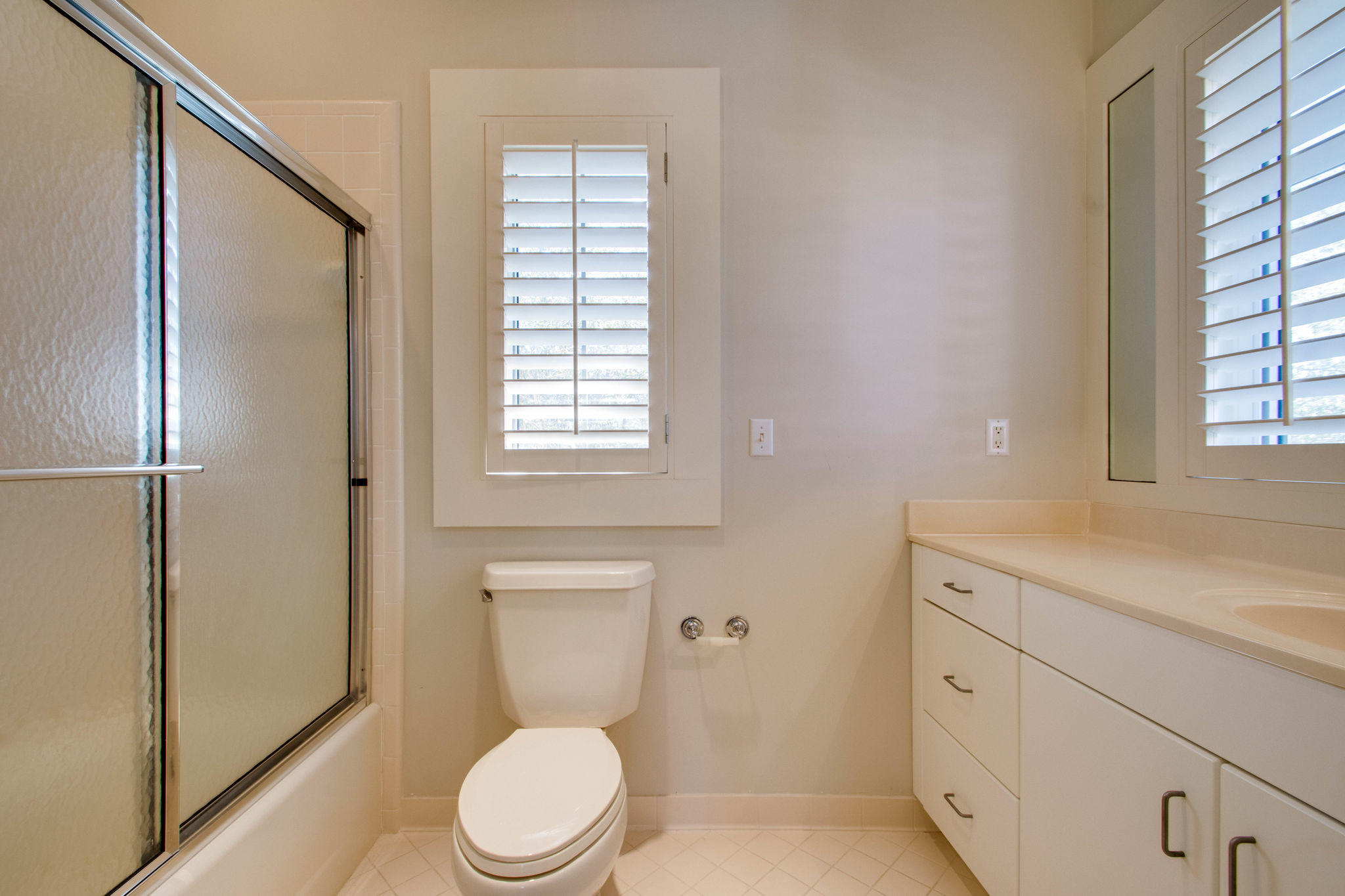 EMERALD BAY WEST - Residential