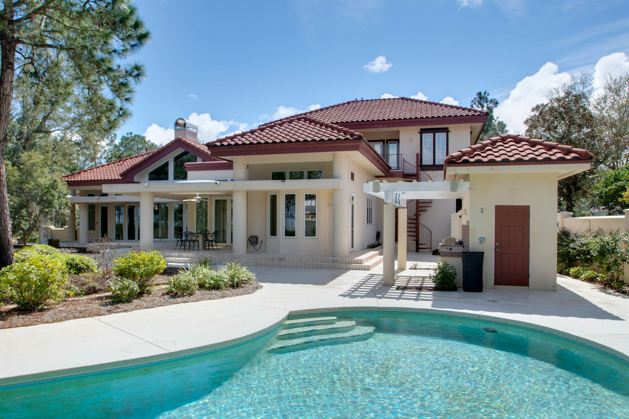 EMERALD BAY WEST - Residential