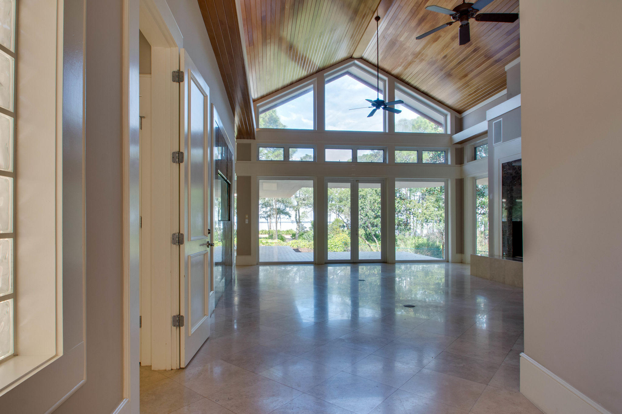 EMERALD BAY WEST - Residential