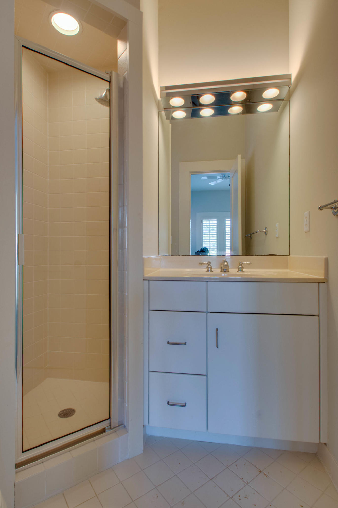 EMERALD BAY WEST - Residential