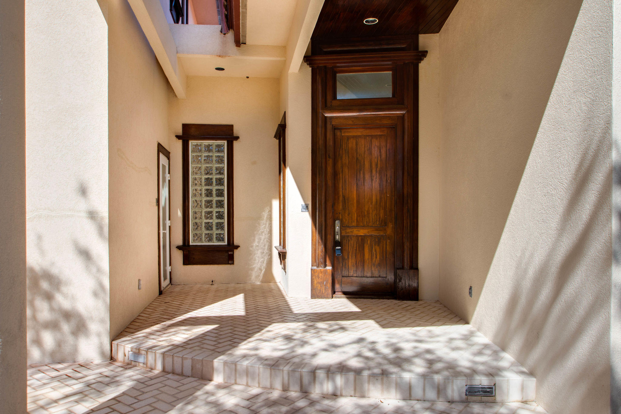 EMERALD BAY WEST - Residential