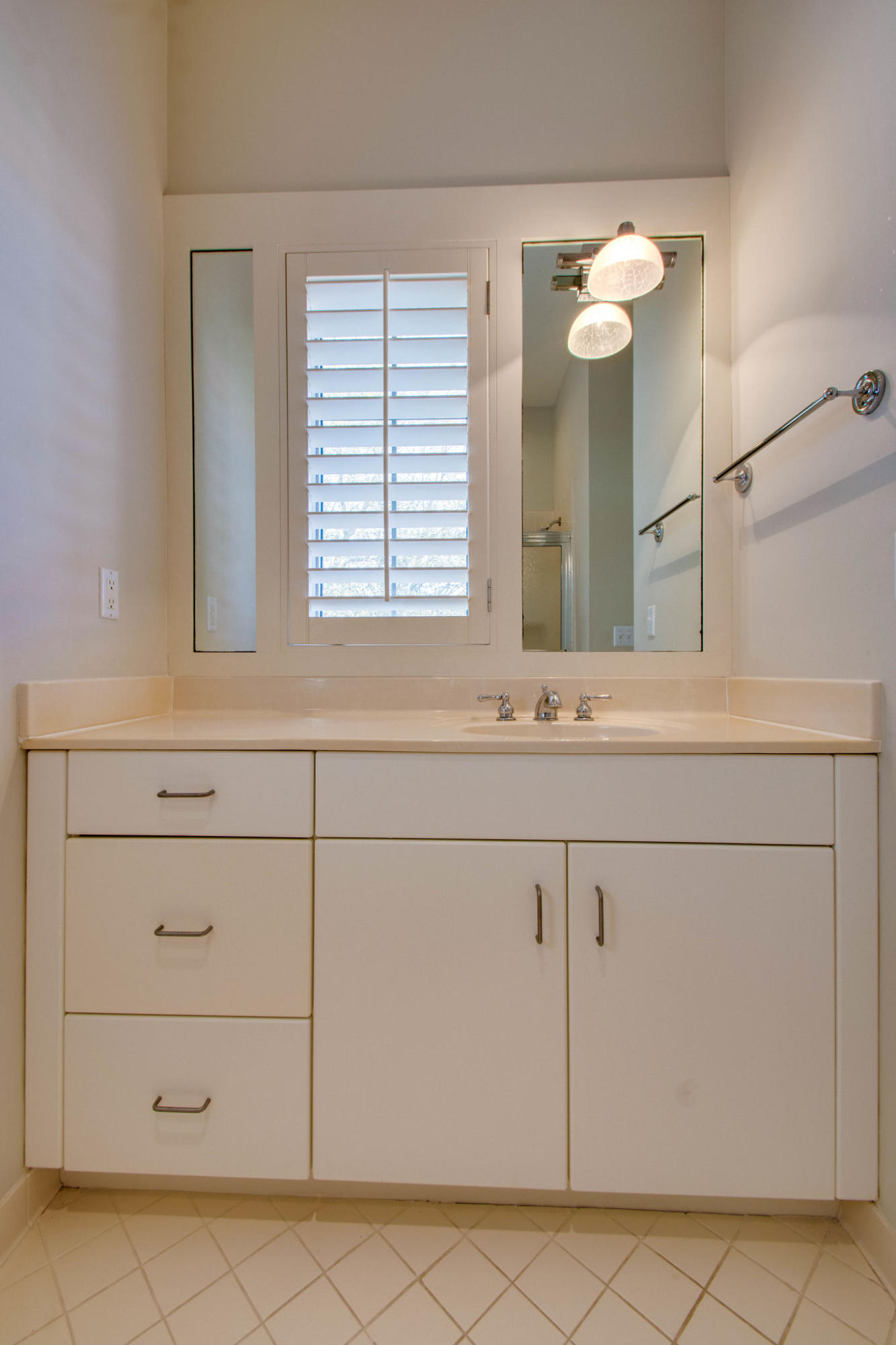 EMERALD BAY WEST - Residential