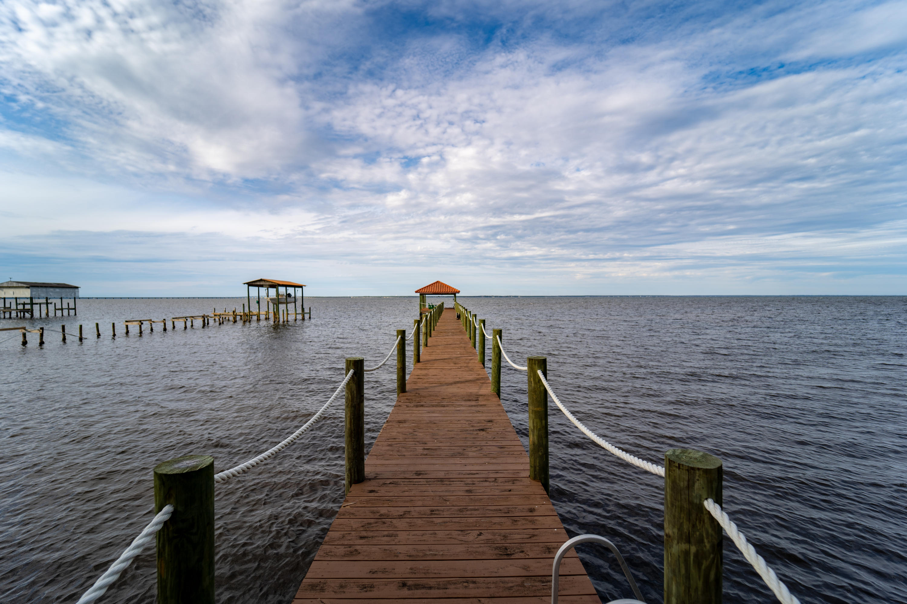 EMERALD BAY WEST - Residential