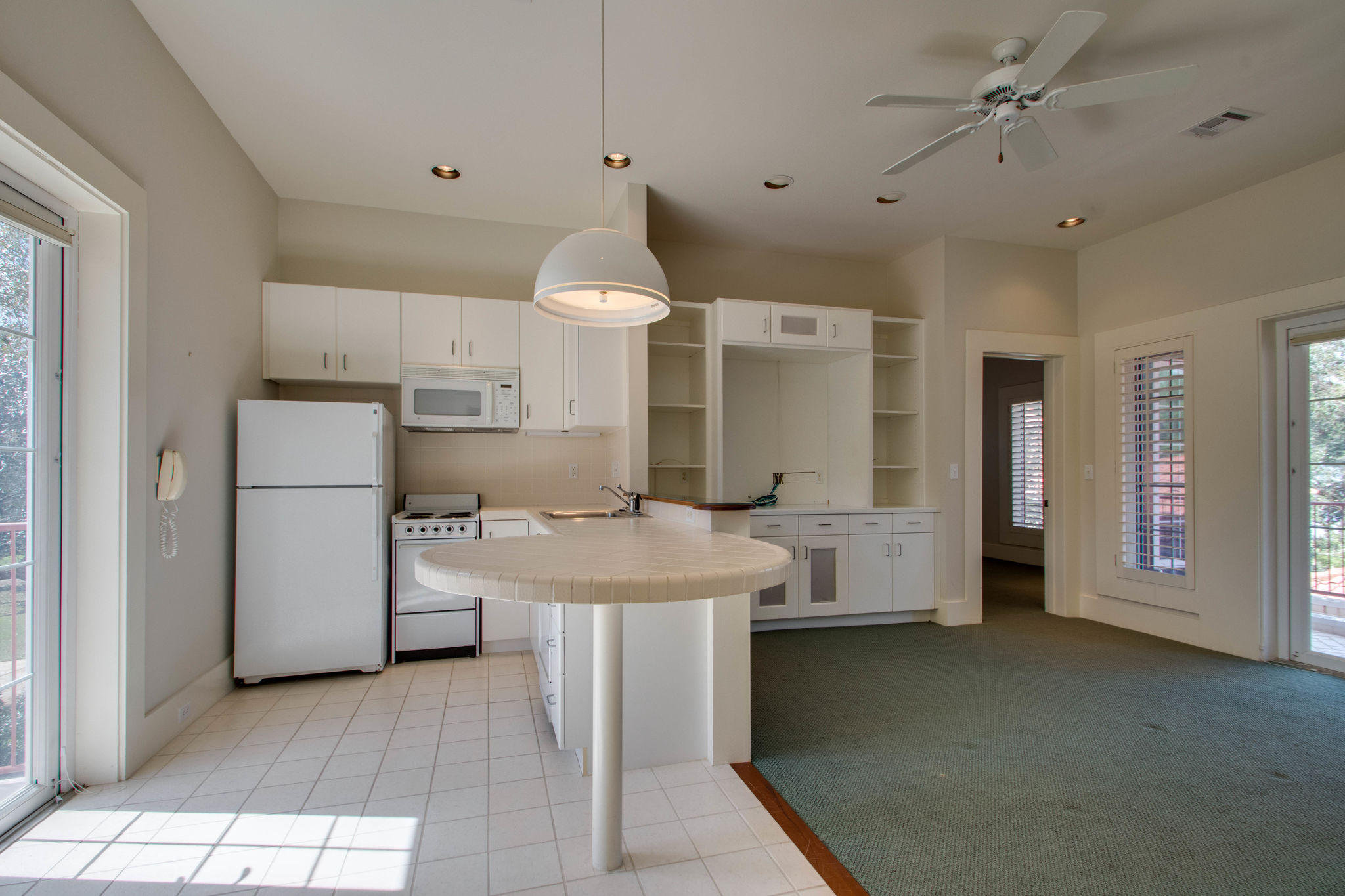 EMERALD BAY WEST - Residential