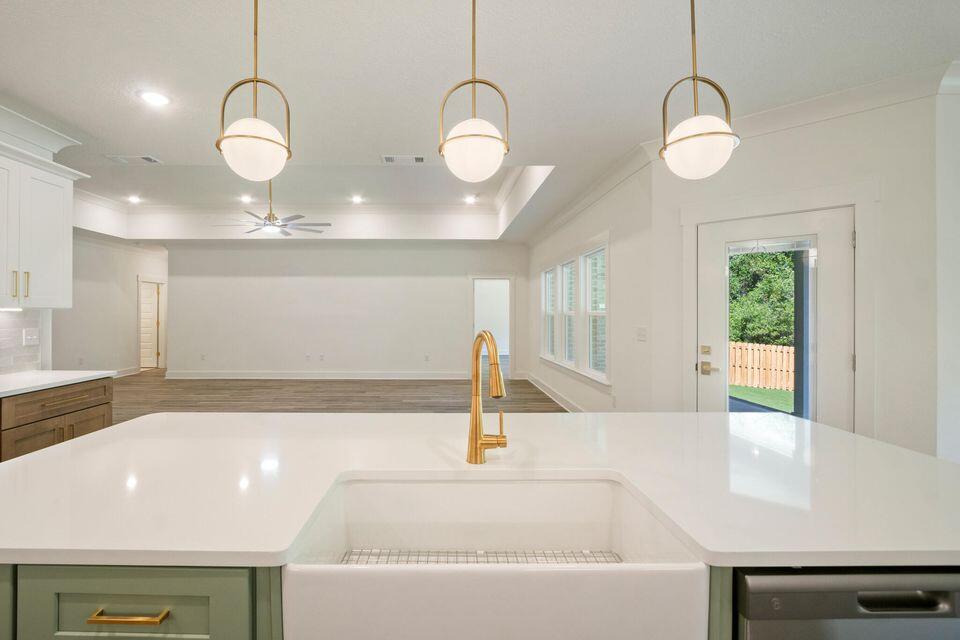 BELLA VISTA HEIGHTS - Residential