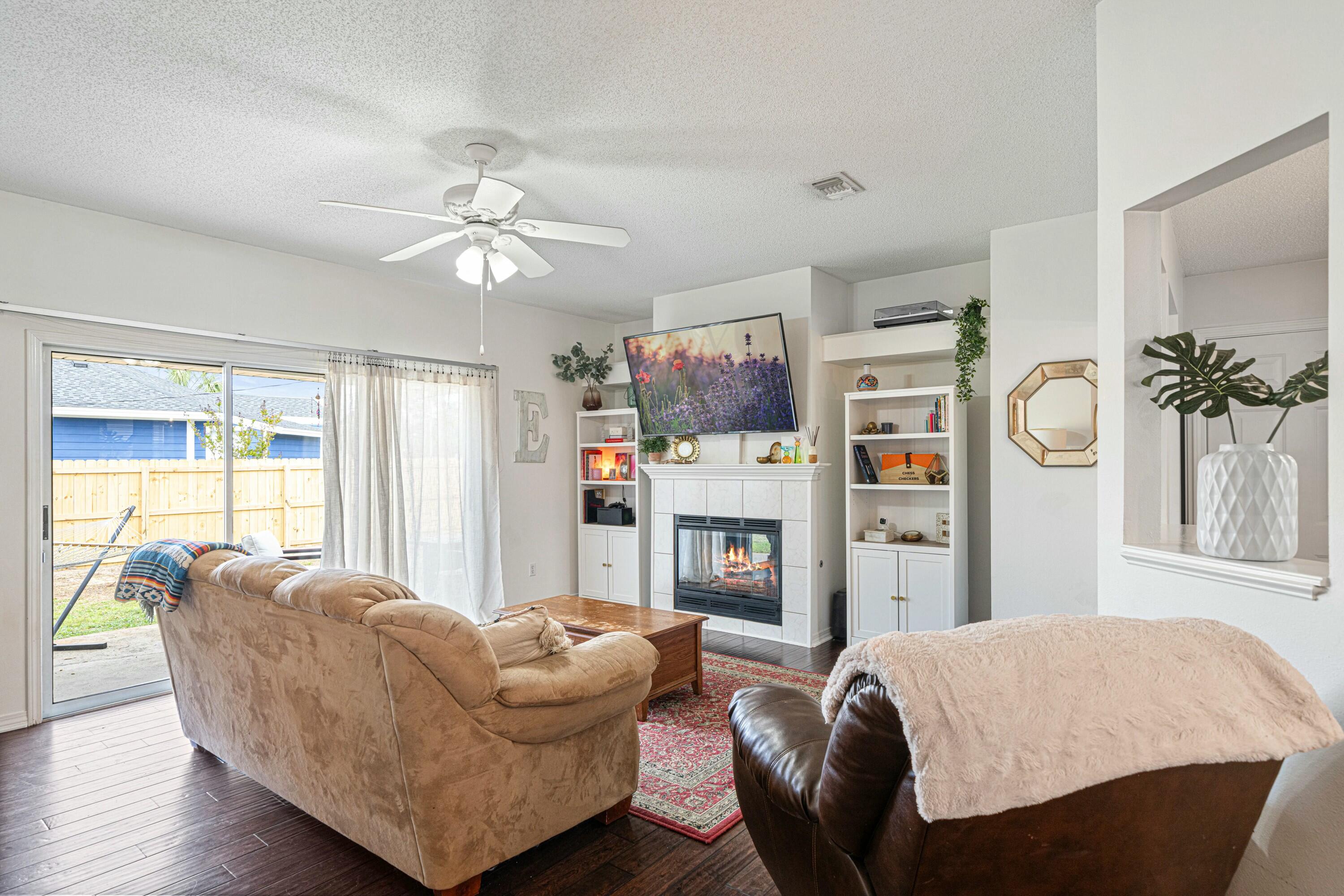 BELLA VISTA - Residential