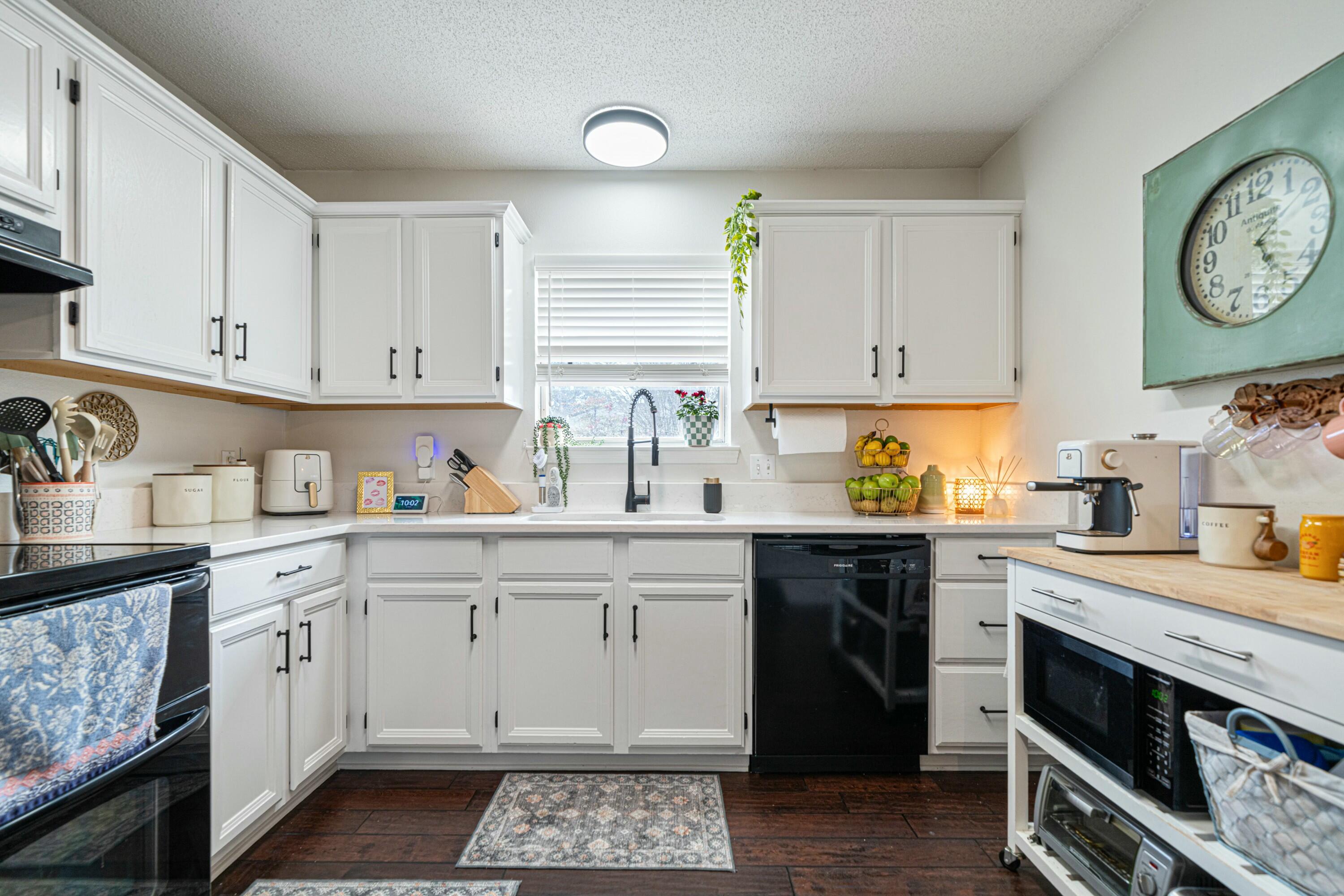 BELLA VISTA - Residential
