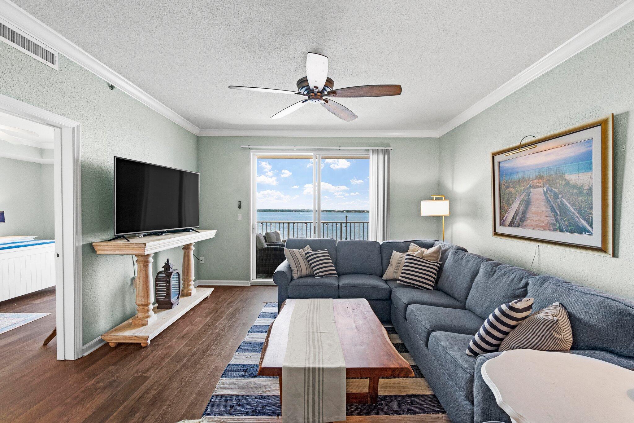 Hibiscus By The Bay - Residential
