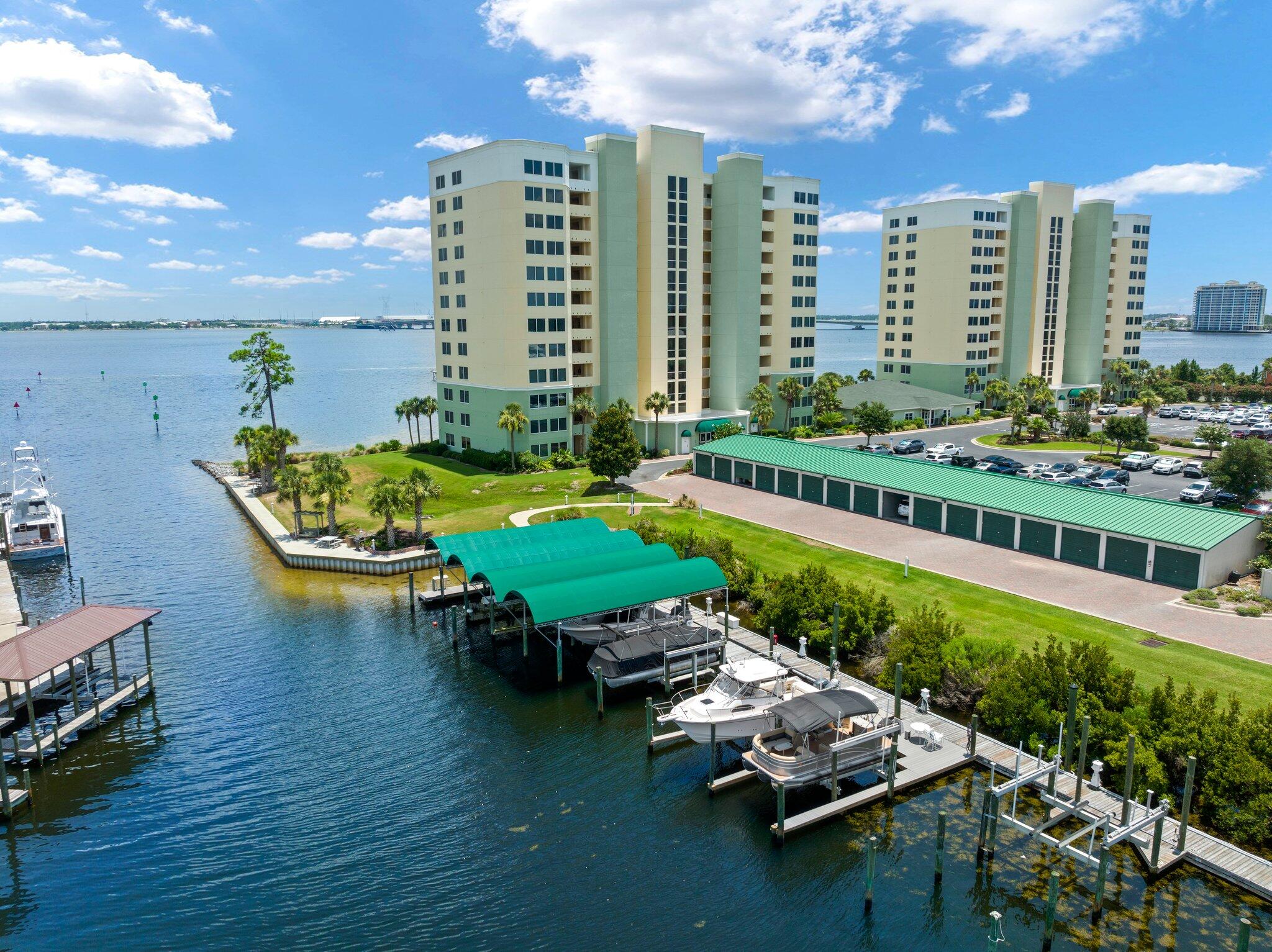 Hibiscus By The Bay - Residential