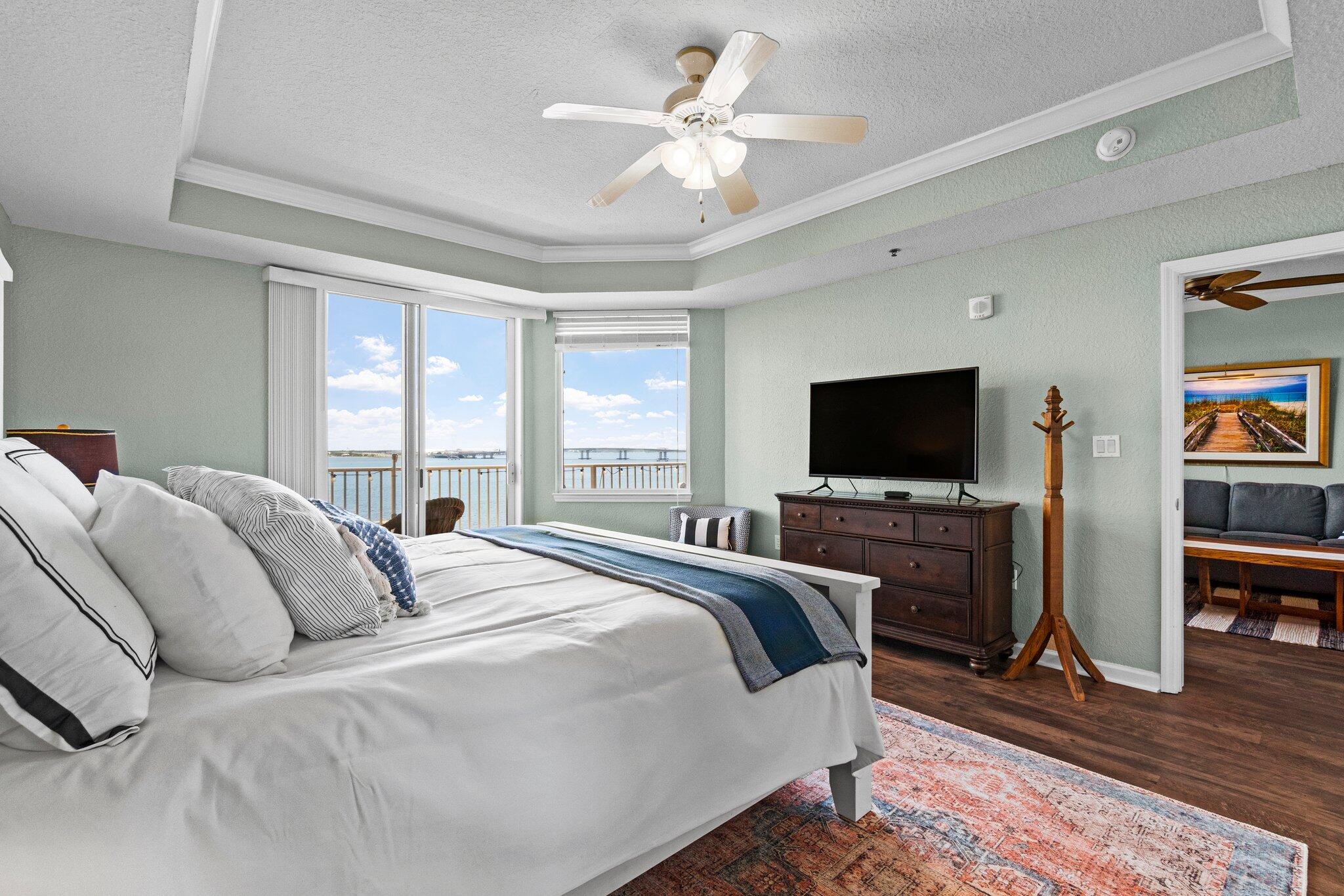 Hibiscus By The Bay - Residential