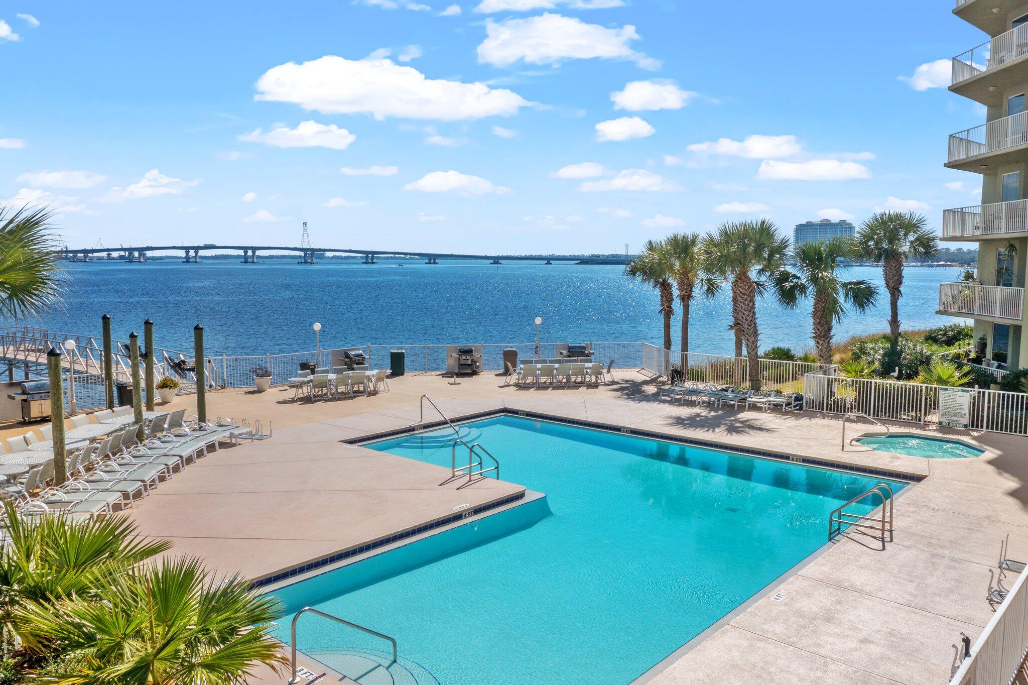Hibiscus By The Bay - Residential