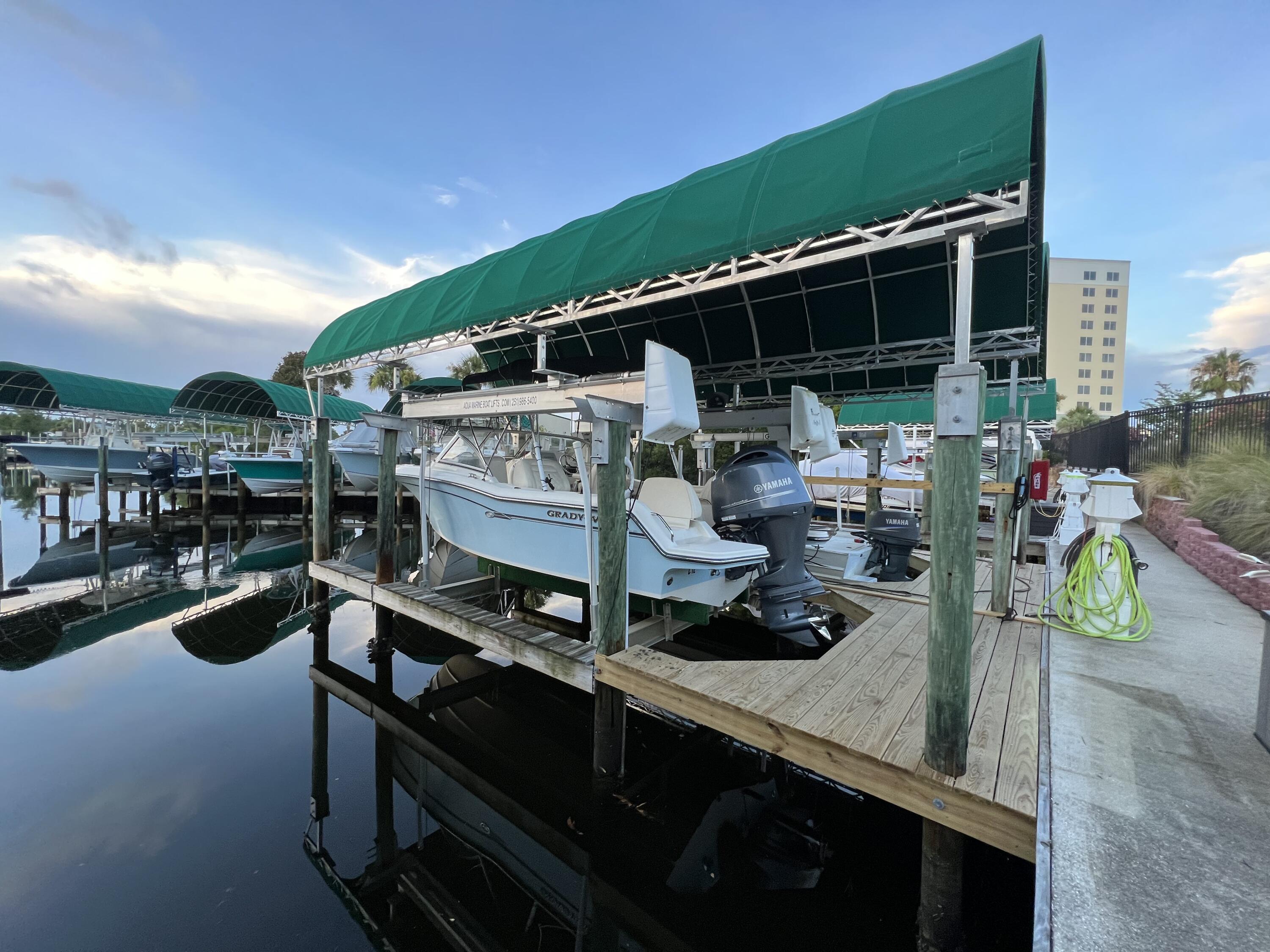 Hibiscus By The Bay - Residential