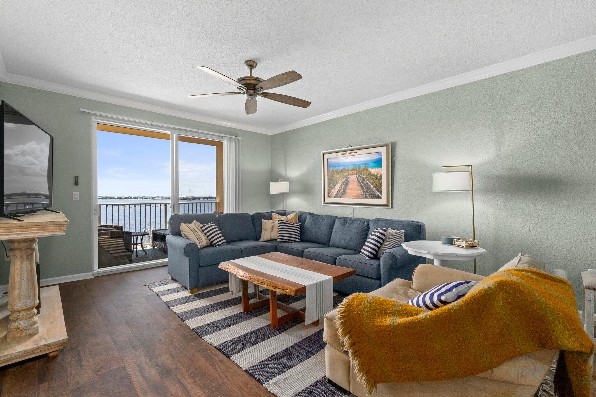 Hibiscus By The Bay - Residential